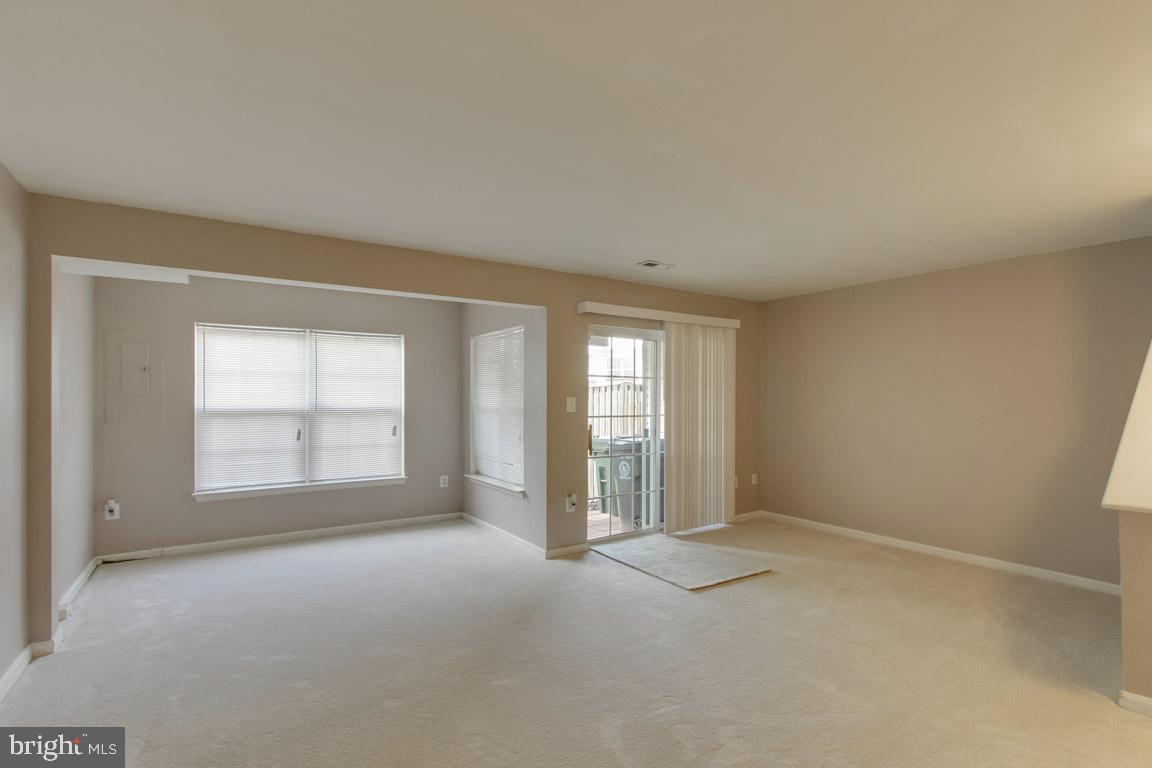 WELLINGTON/CLOVERHILL - Residential