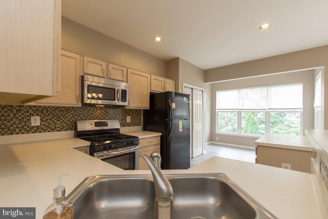 WELLINGTON/CLOVERHILL - Residential