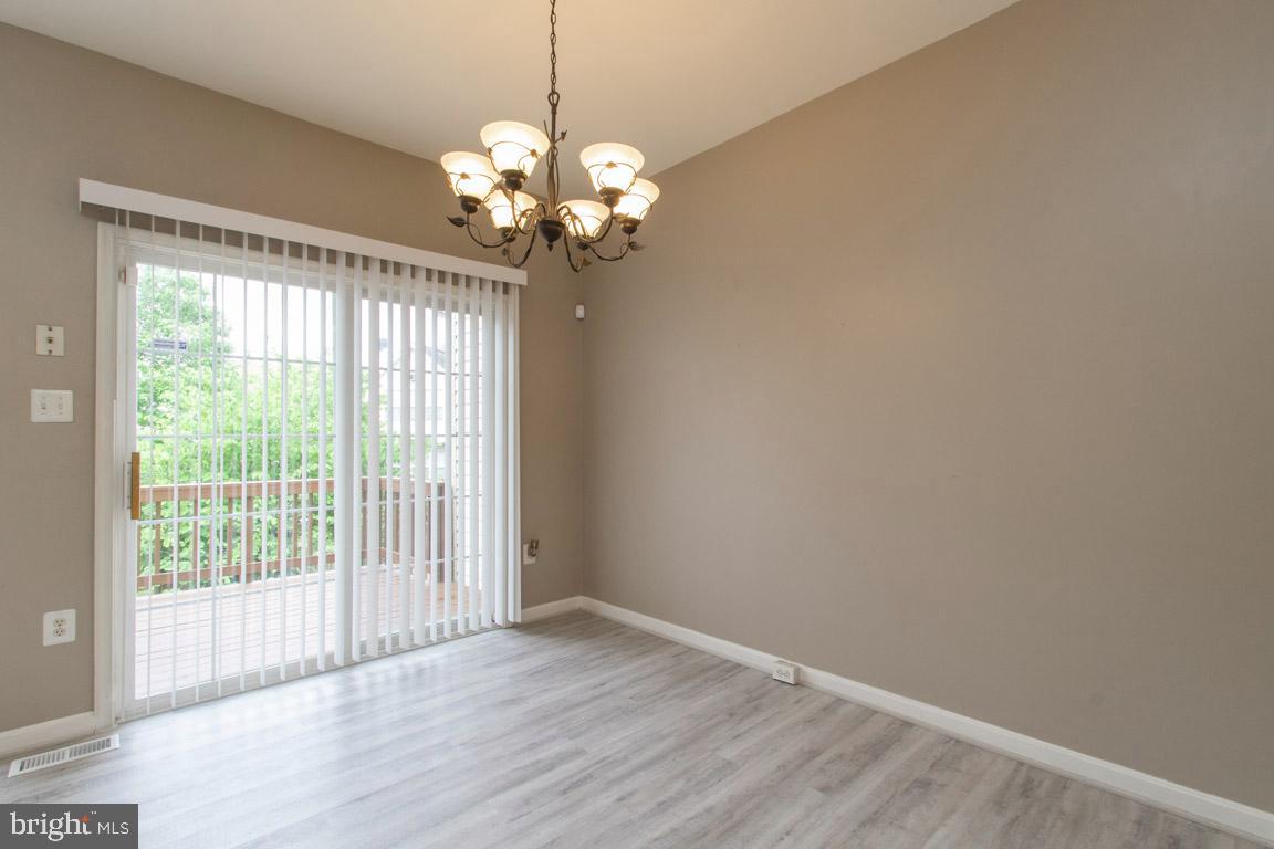 WELLINGTON/CLOVERHILL - Residential