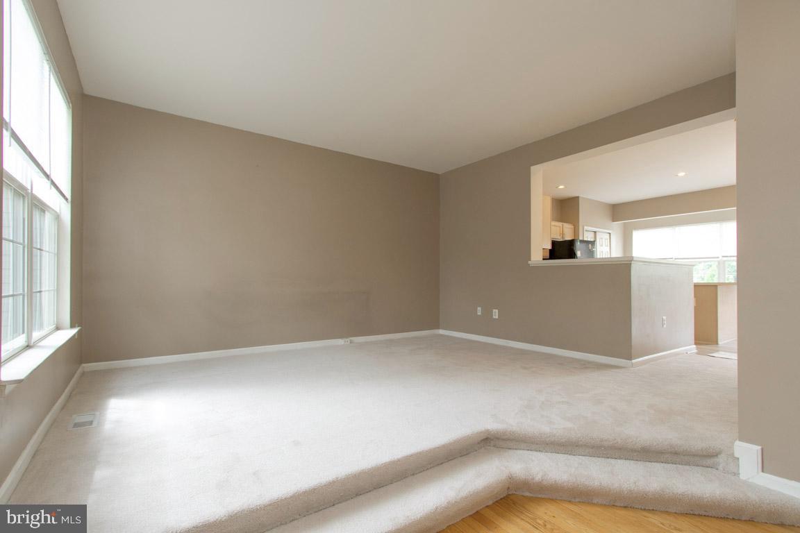 WELLINGTON/CLOVERHILL - Residential