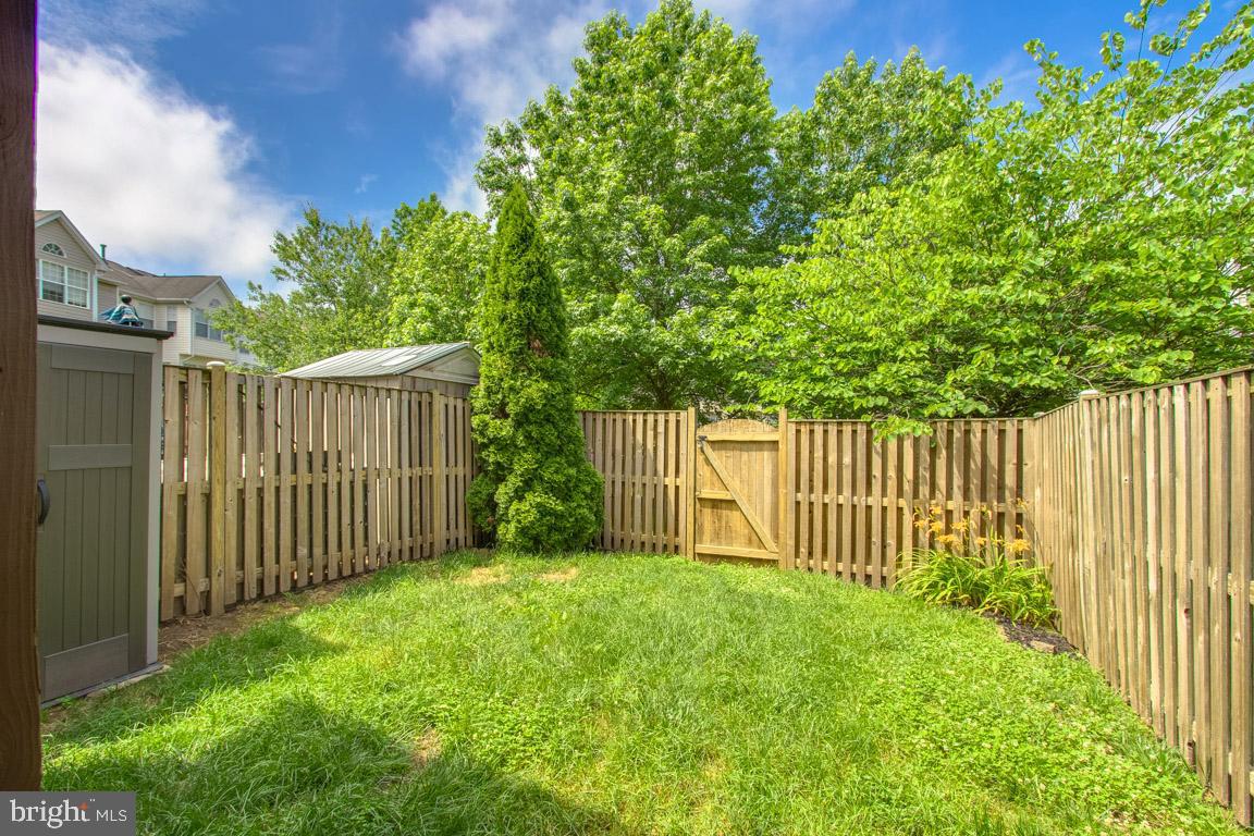 WELLINGTON/CLOVERHILL - Residential