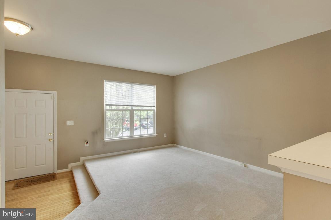 WELLINGTON/CLOVERHILL - Residential