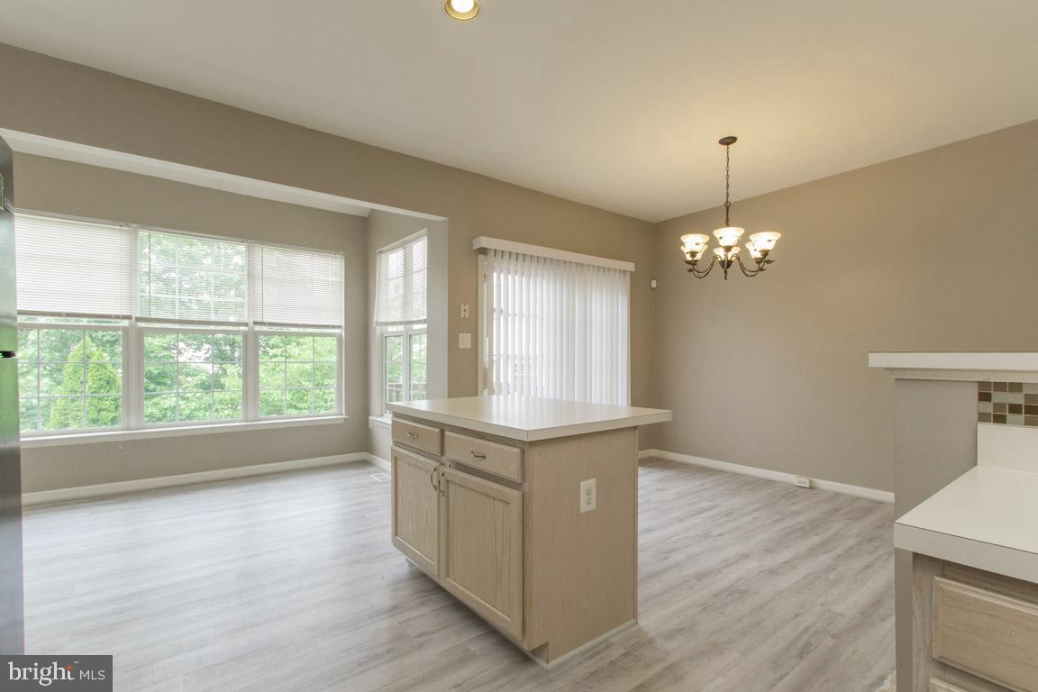 WELLINGTON/CLOVERHILL - Residential