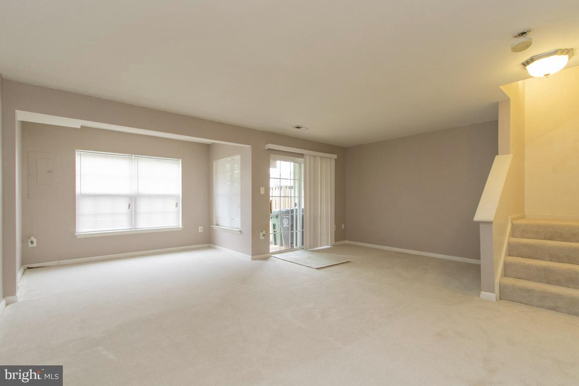 WELLINGTON/CLOVERHILL - Residential