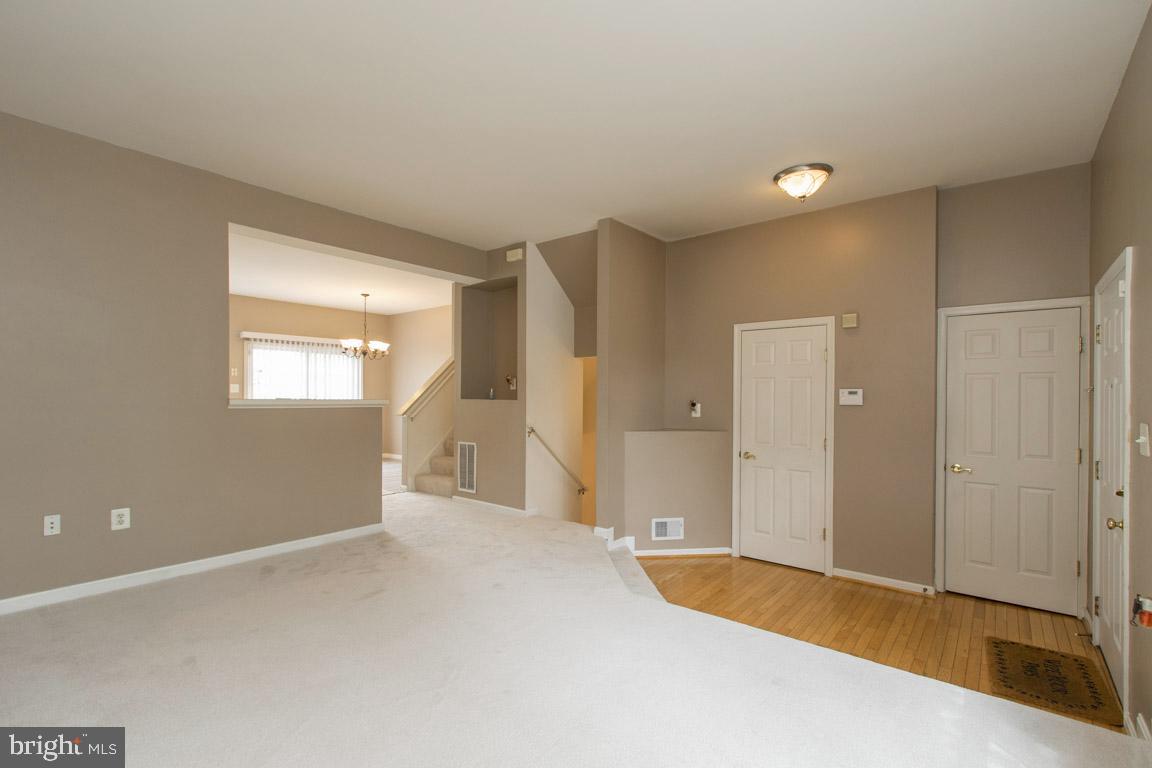 WELLINGTON/CLOVERHILL - Residential