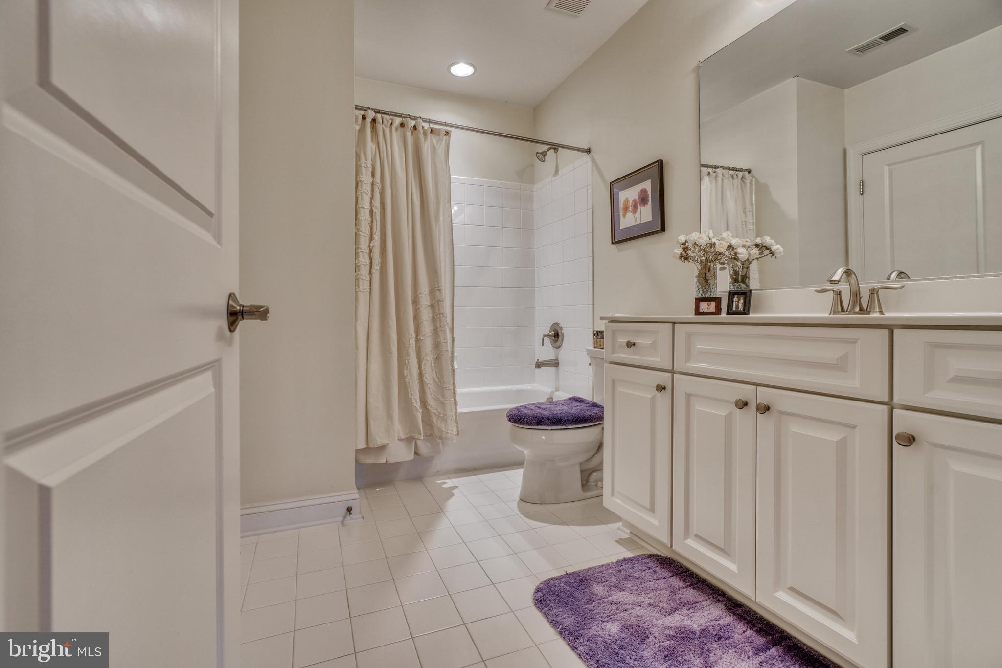 ROCKLAND RIDGE - Residential