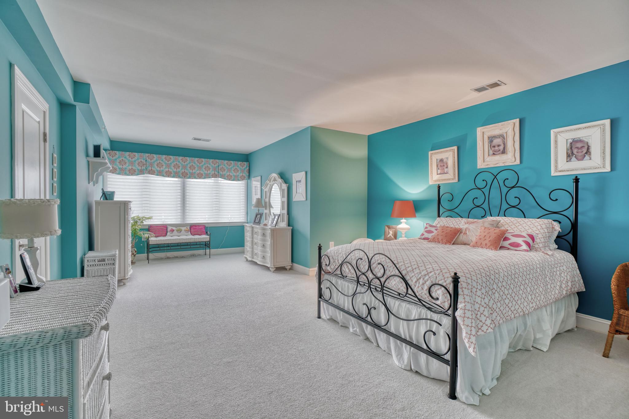 ROCKLAND RIDGE - Residential