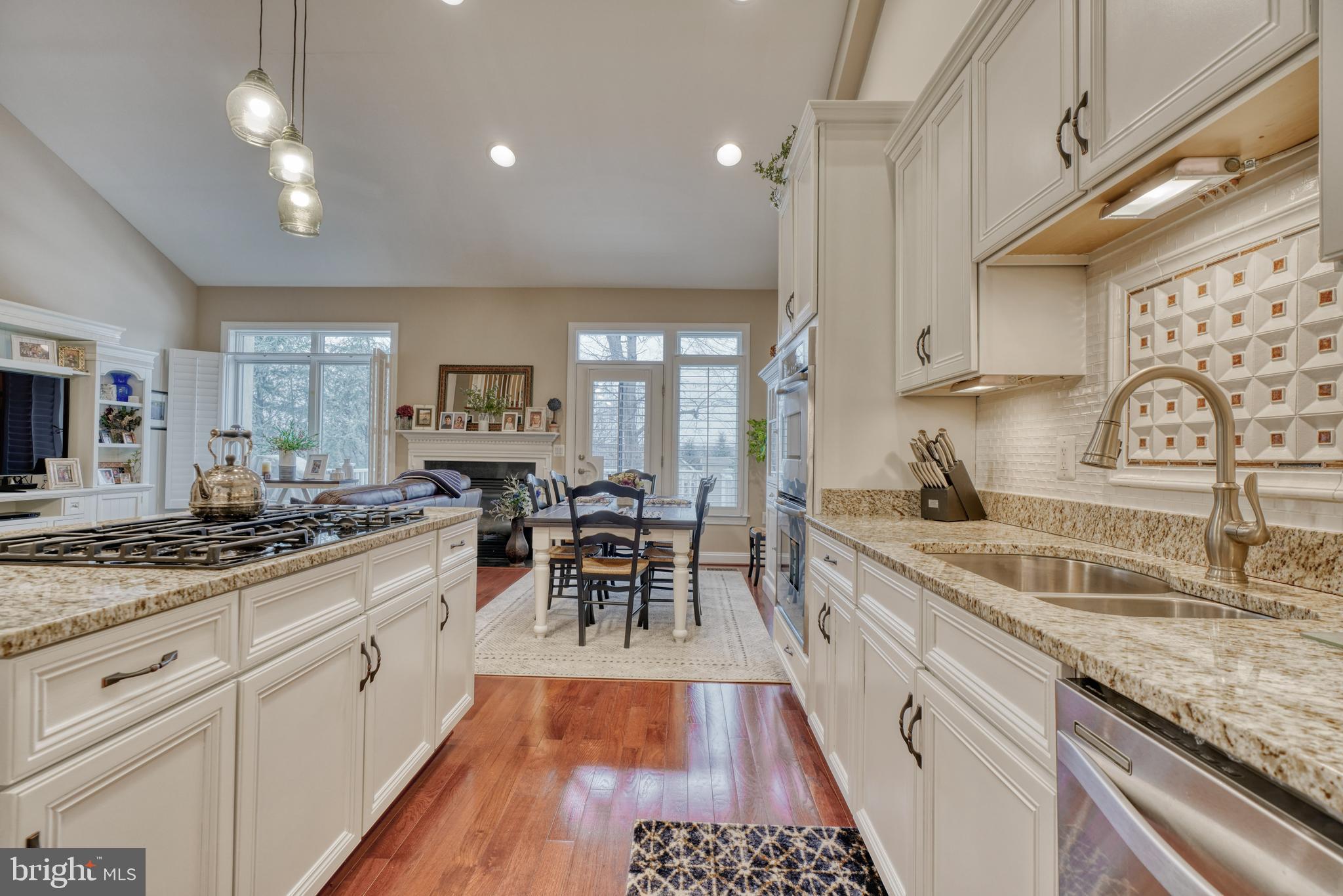 ROCKLAND RIDGE - Residential