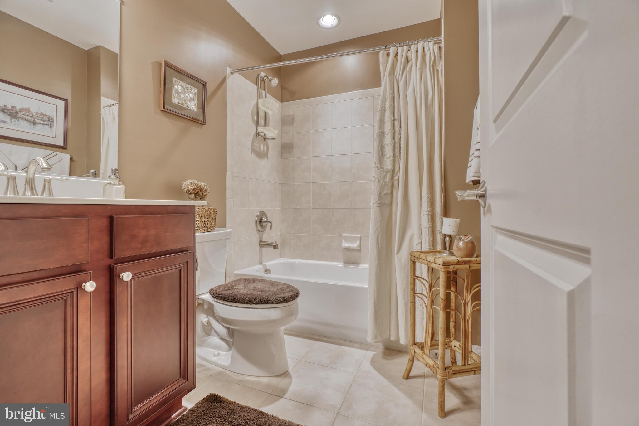 ROCKLAND RIDGE - Residential