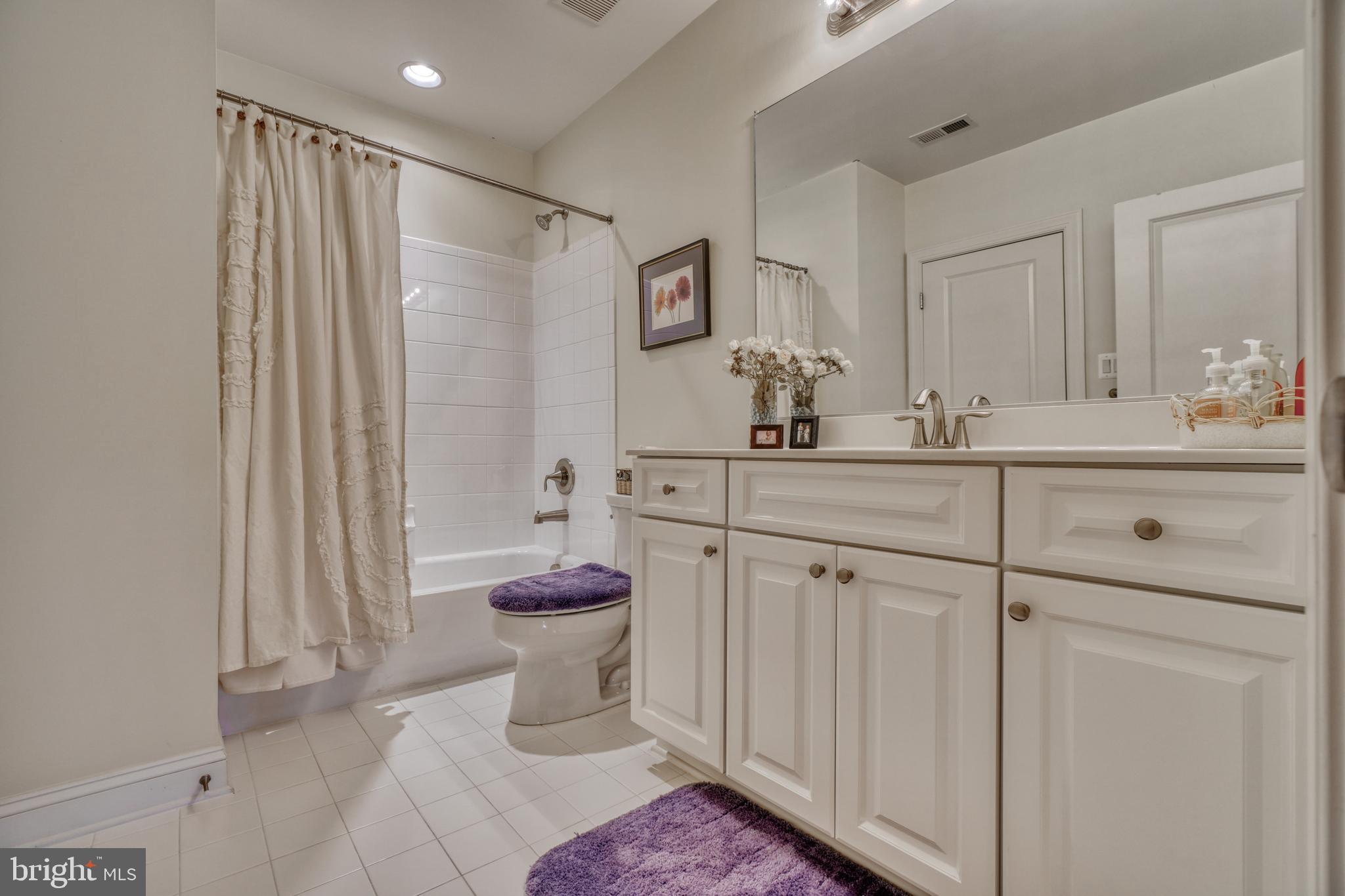 ROCKLAND RIDGE - Residential