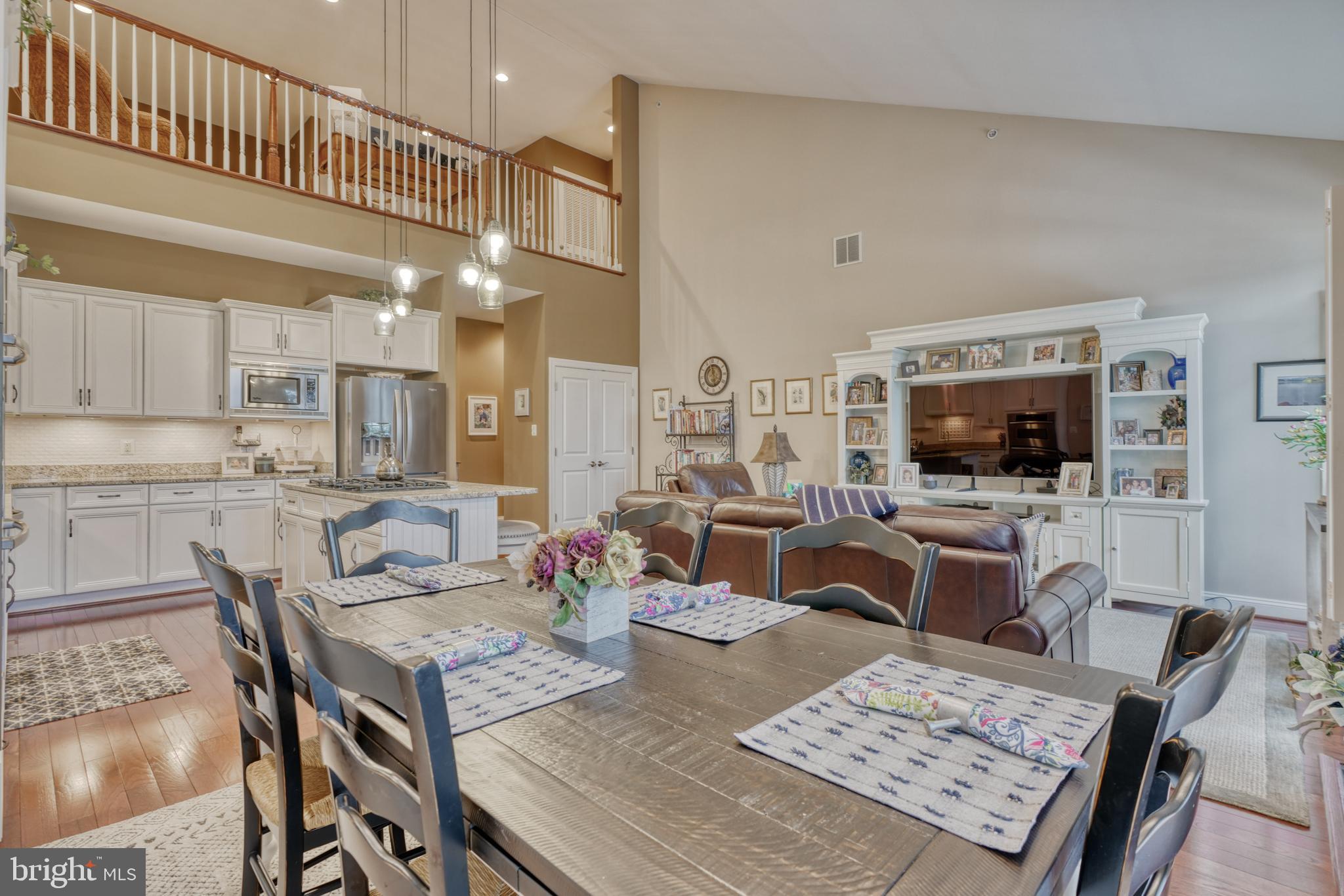 ROCKLAND RIDGE - Residential