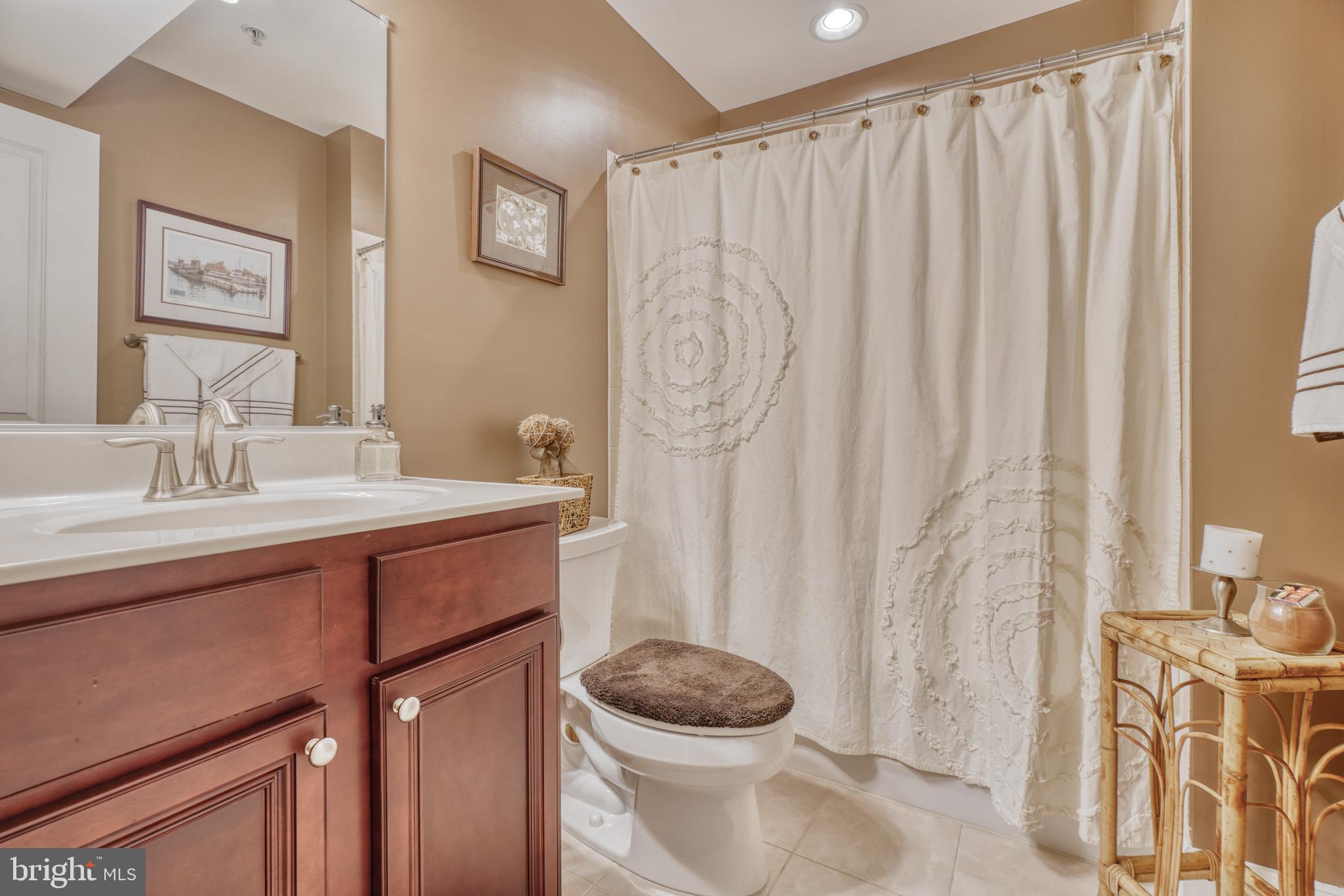 ROCKLAND RIDGE - Residential