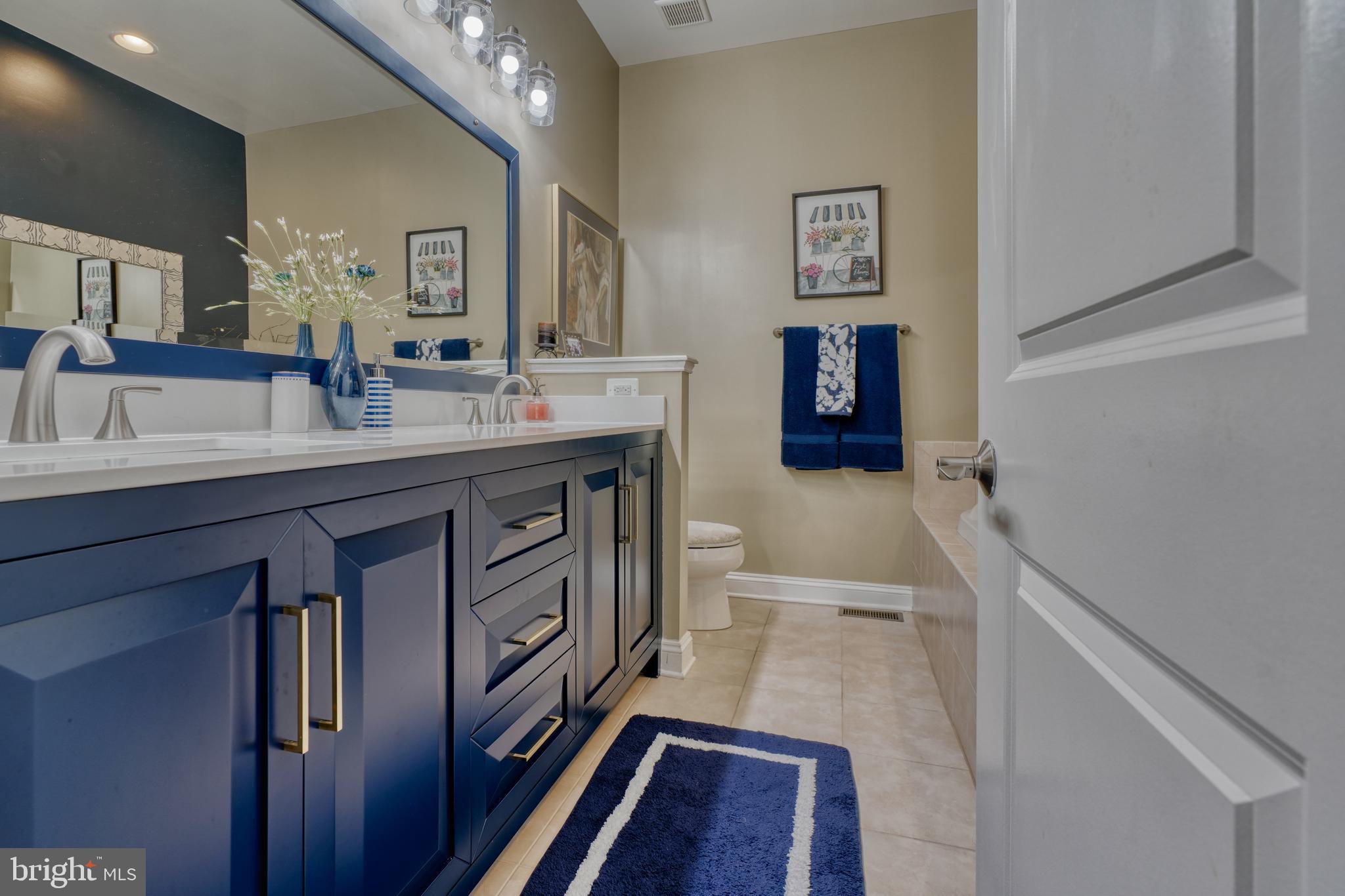 ROCKLAND RIDGE - Residential