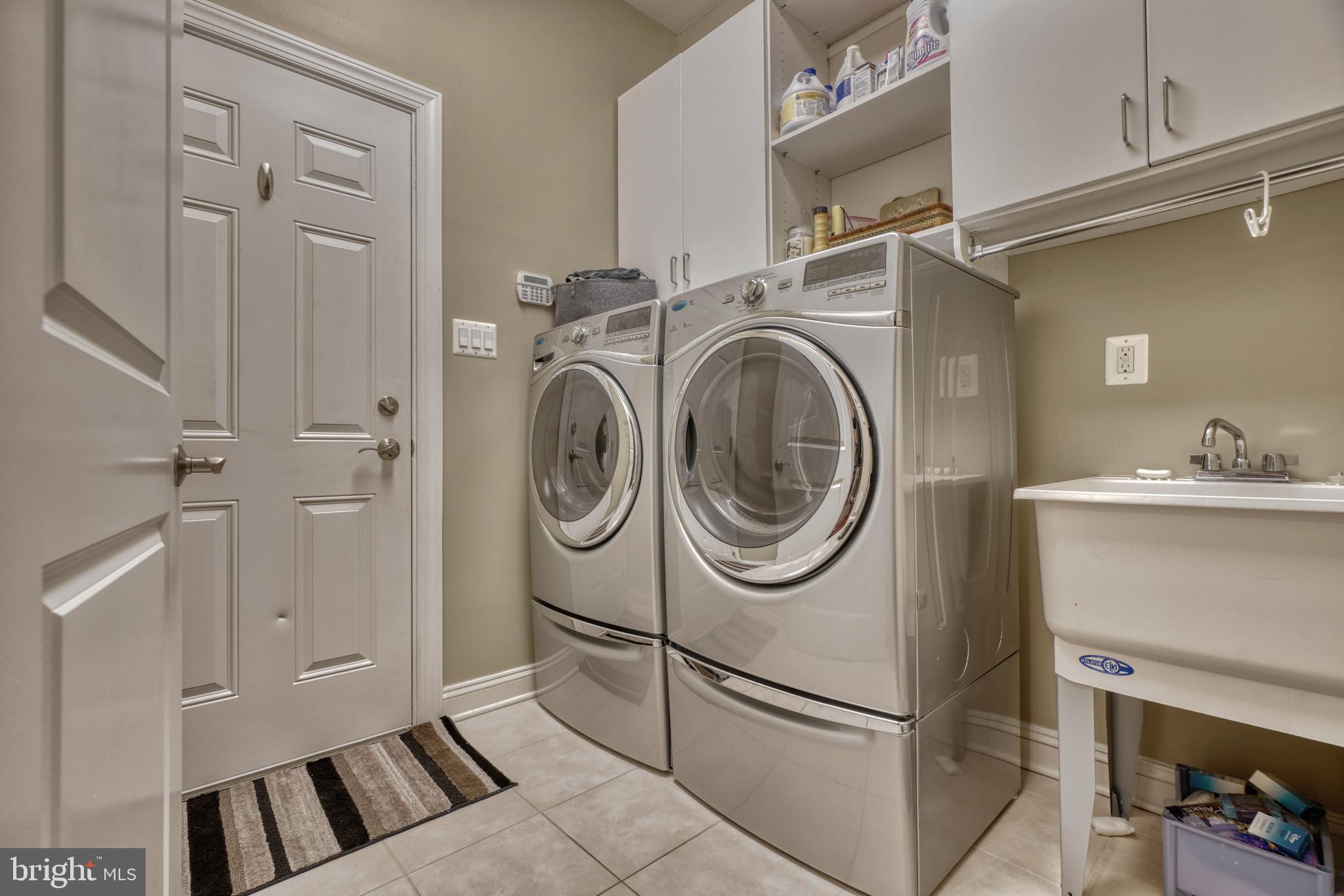 ROCKLAND RIDGE - Residential