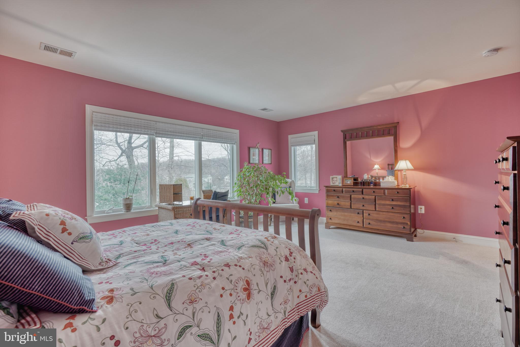 ROCKLAND RIDGE - Residential