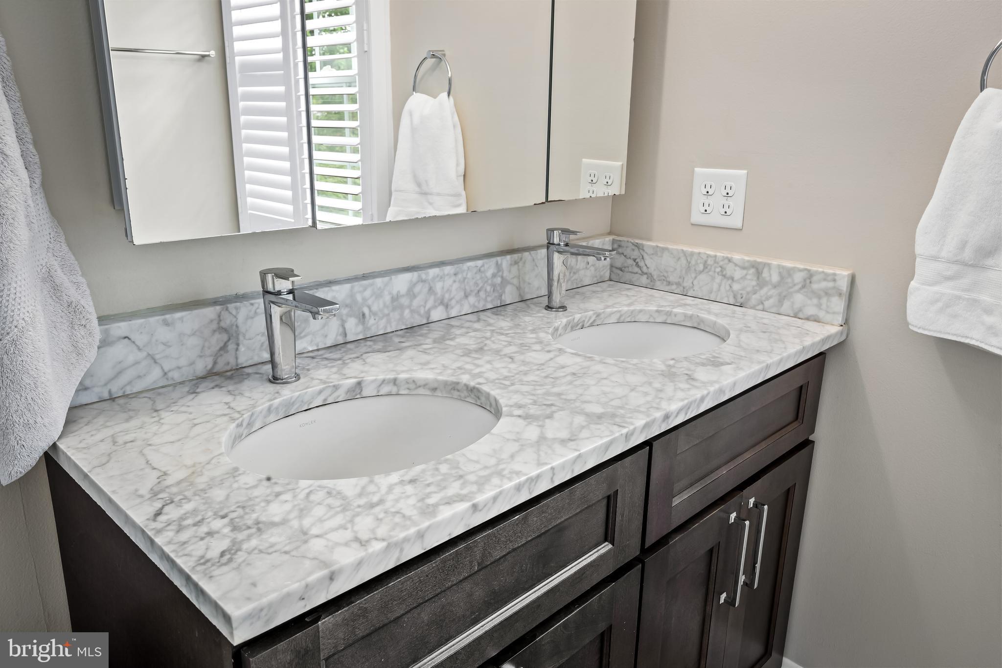 STONELEIGH - Residential