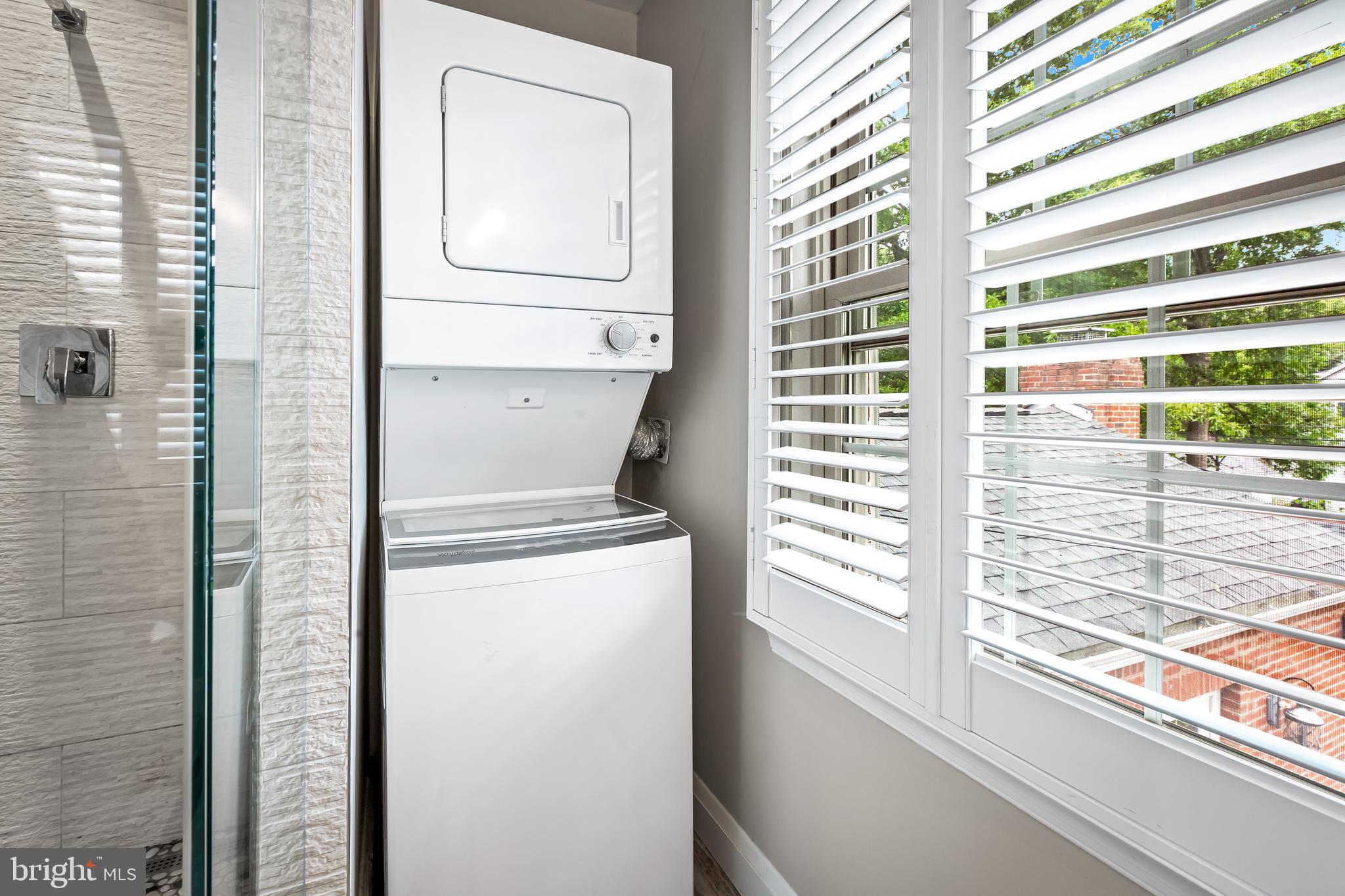 STONELEIGH - Residential