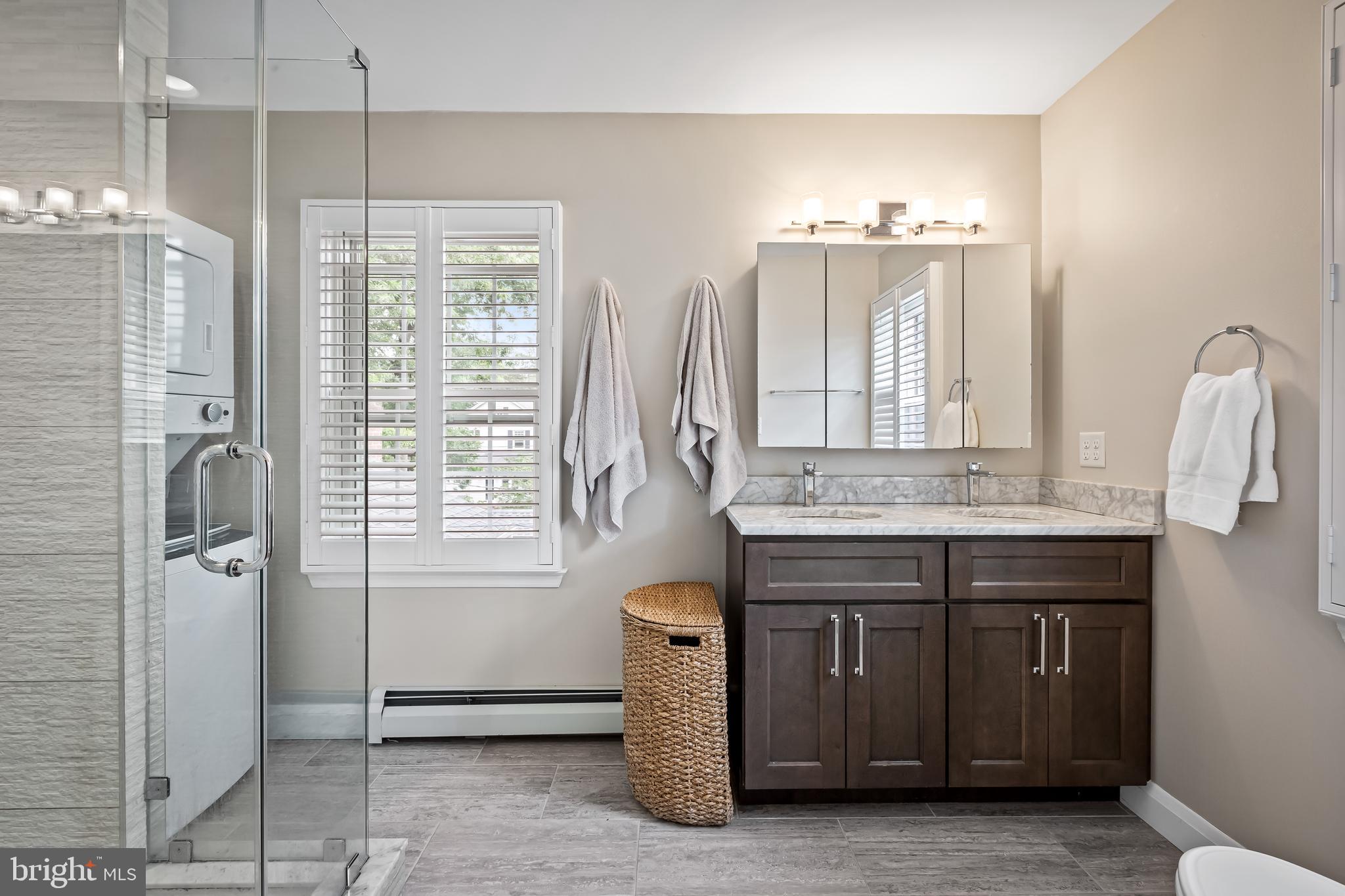 STONELEIGH - Residential