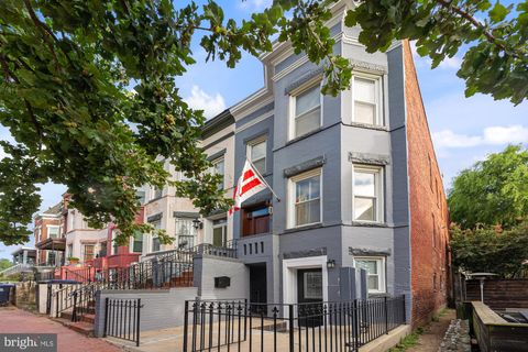 15 SEATON PLACE NE 1 WASHINGTON DC 20002