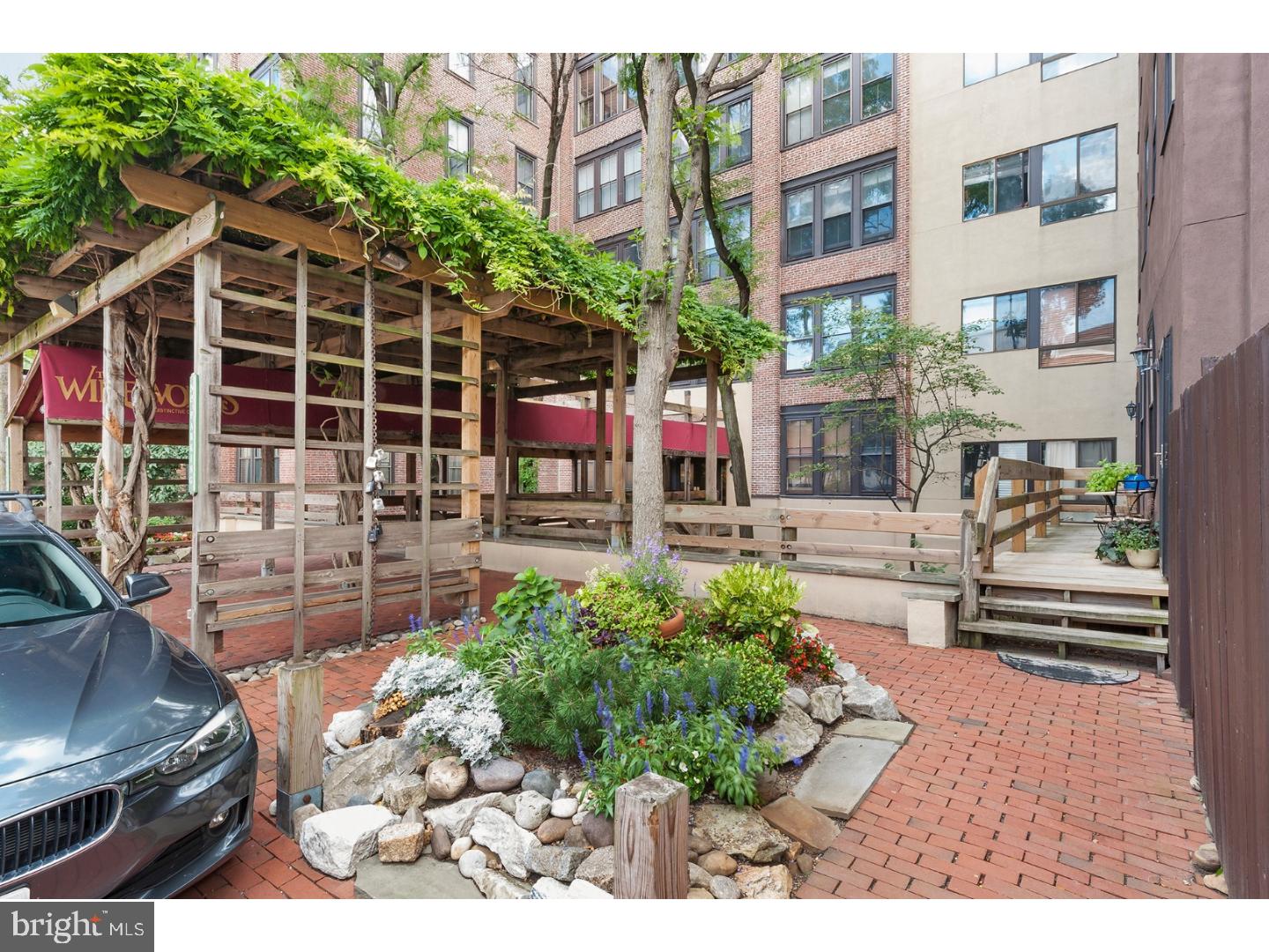 OLD CITY - Residential