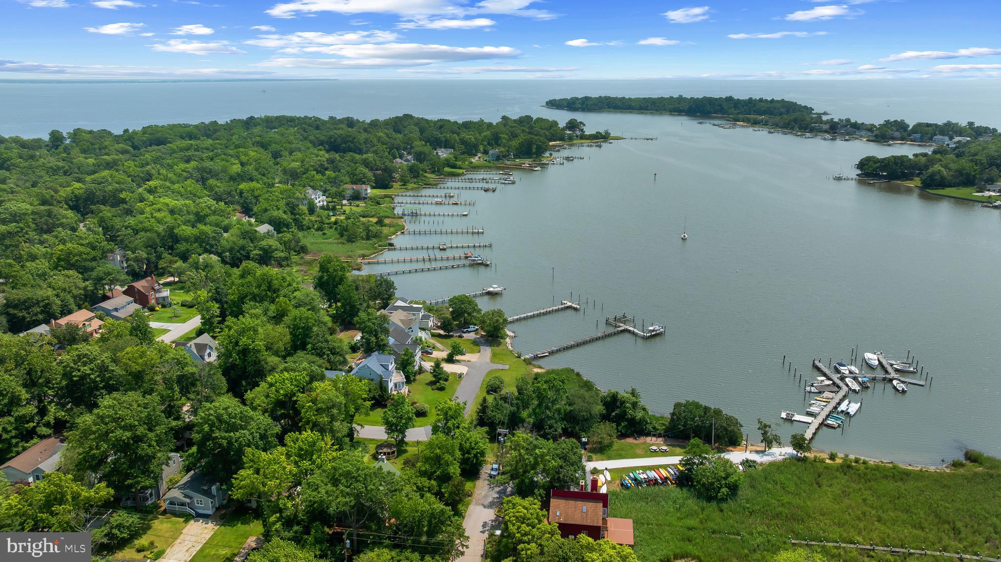 ARUNDEL ON THE BAY - Residential