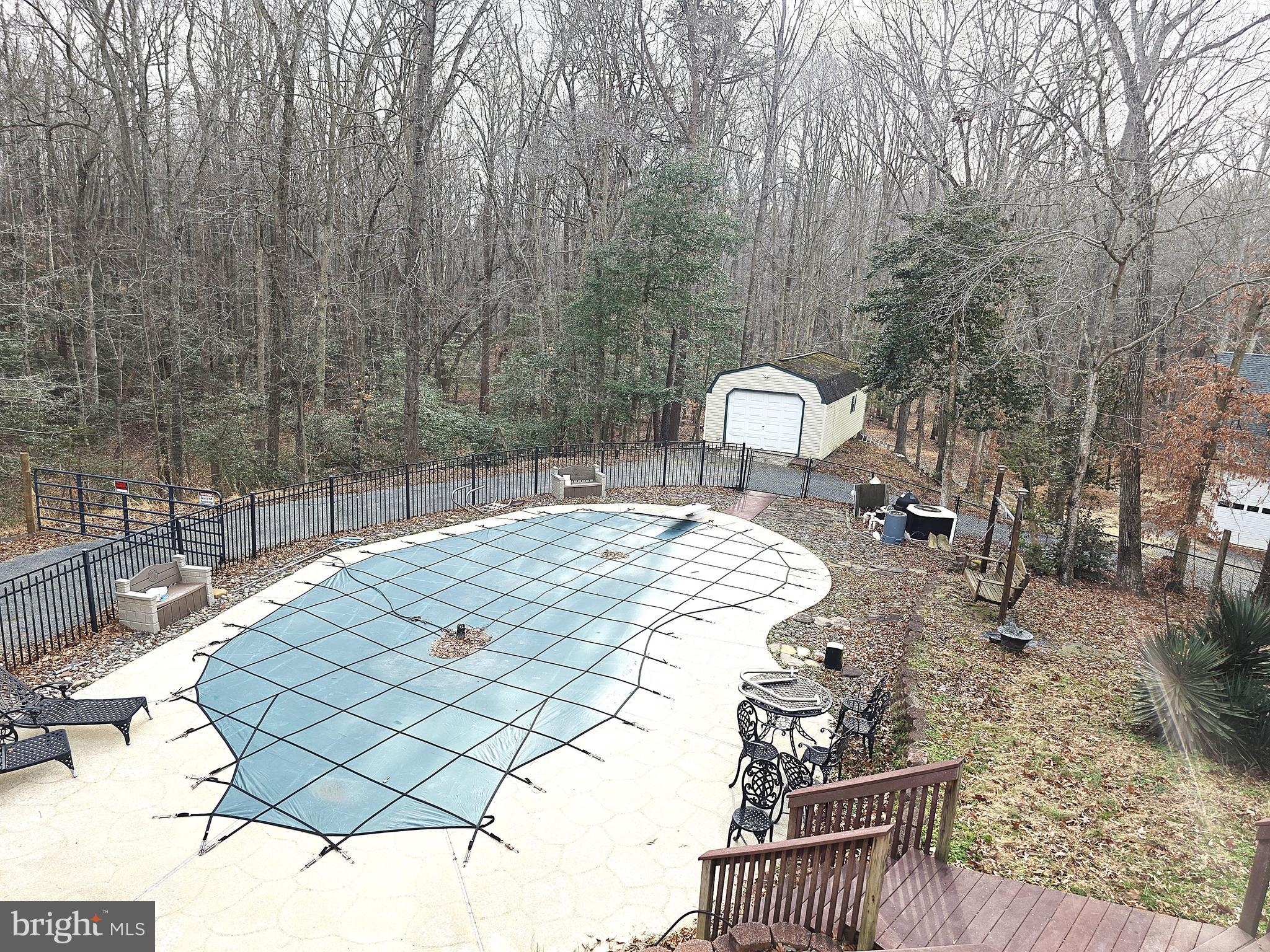 HILLS CORNER ESTATES - Residential