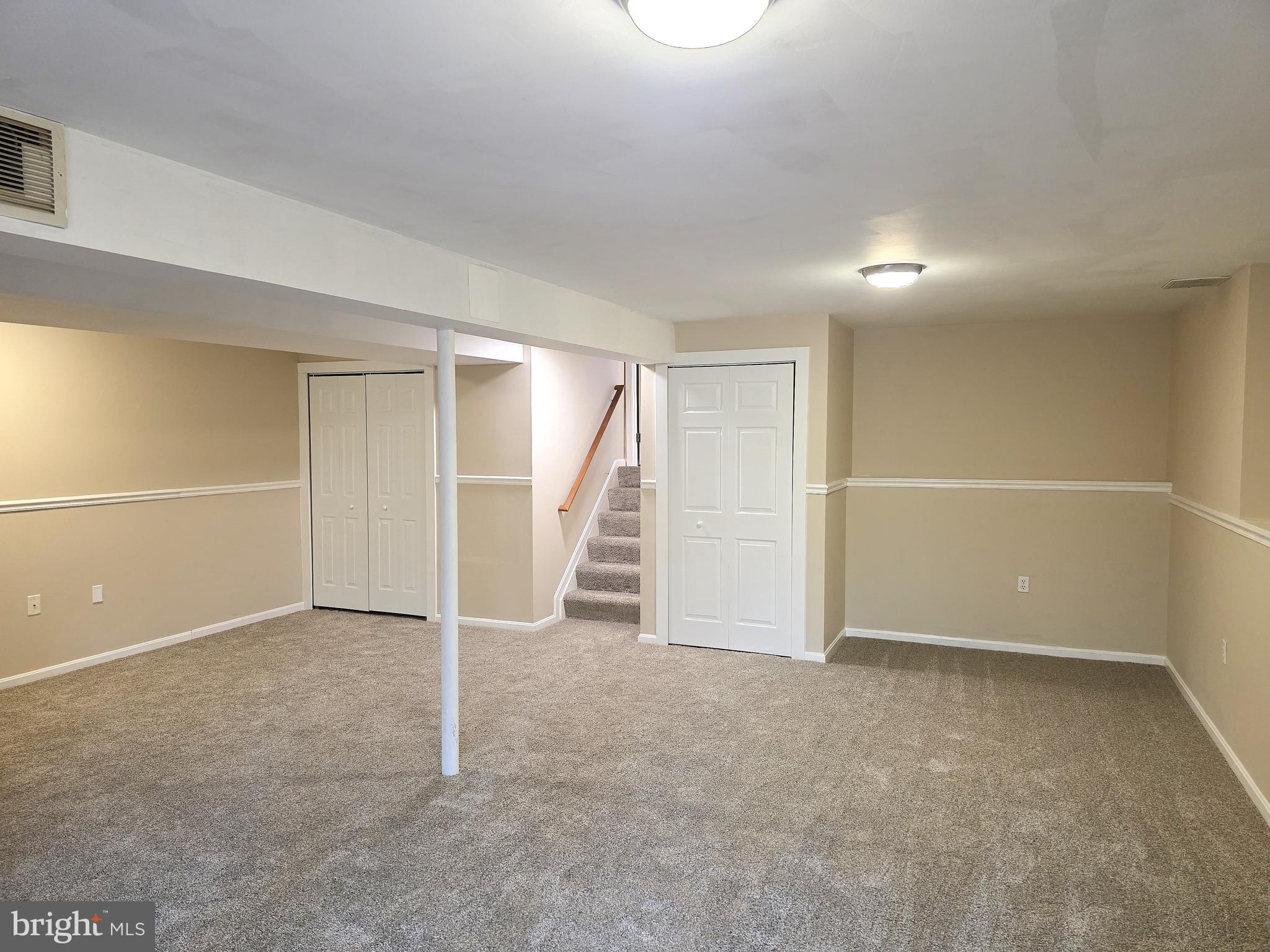 HILLS CORNER ESTATES - Residential