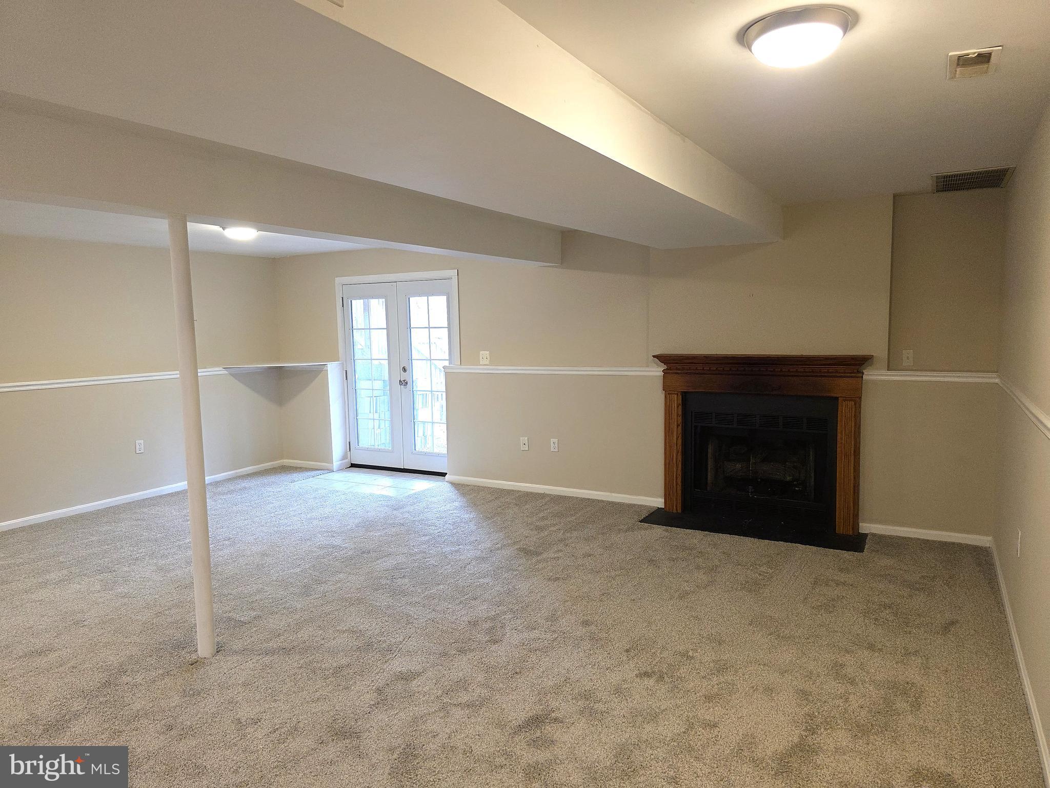 HILLS CORNER ESTATES - Residential