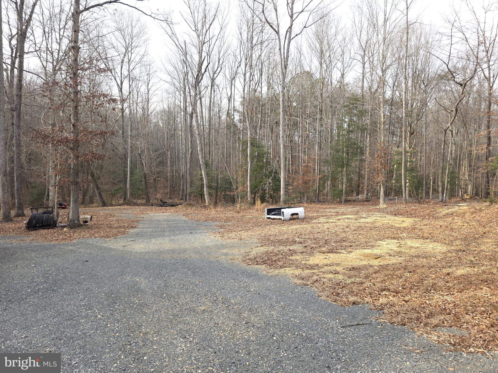 HILLS CORNER ESTATES - Residential