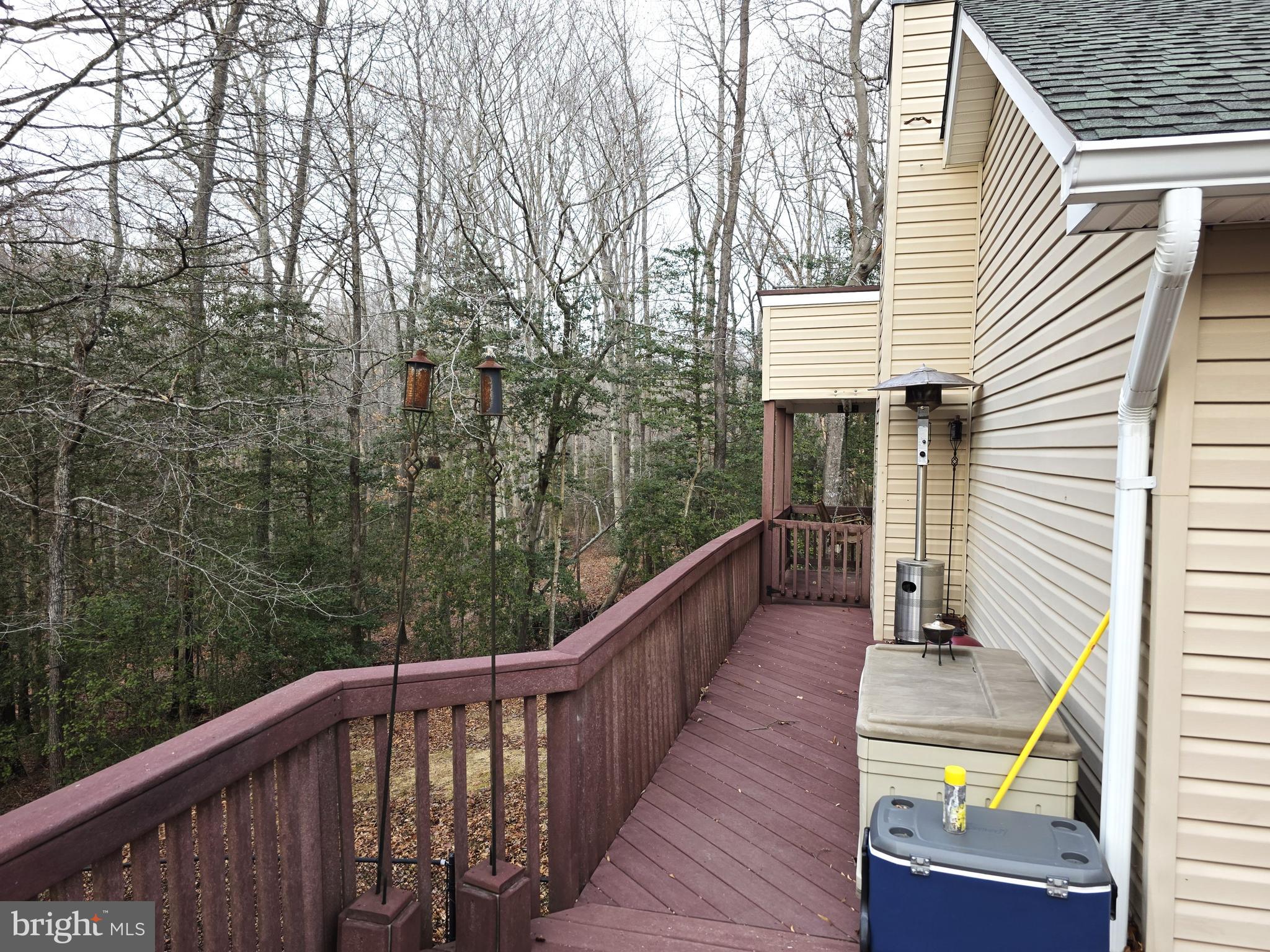 HILLS CORNER ESTATES - Residential