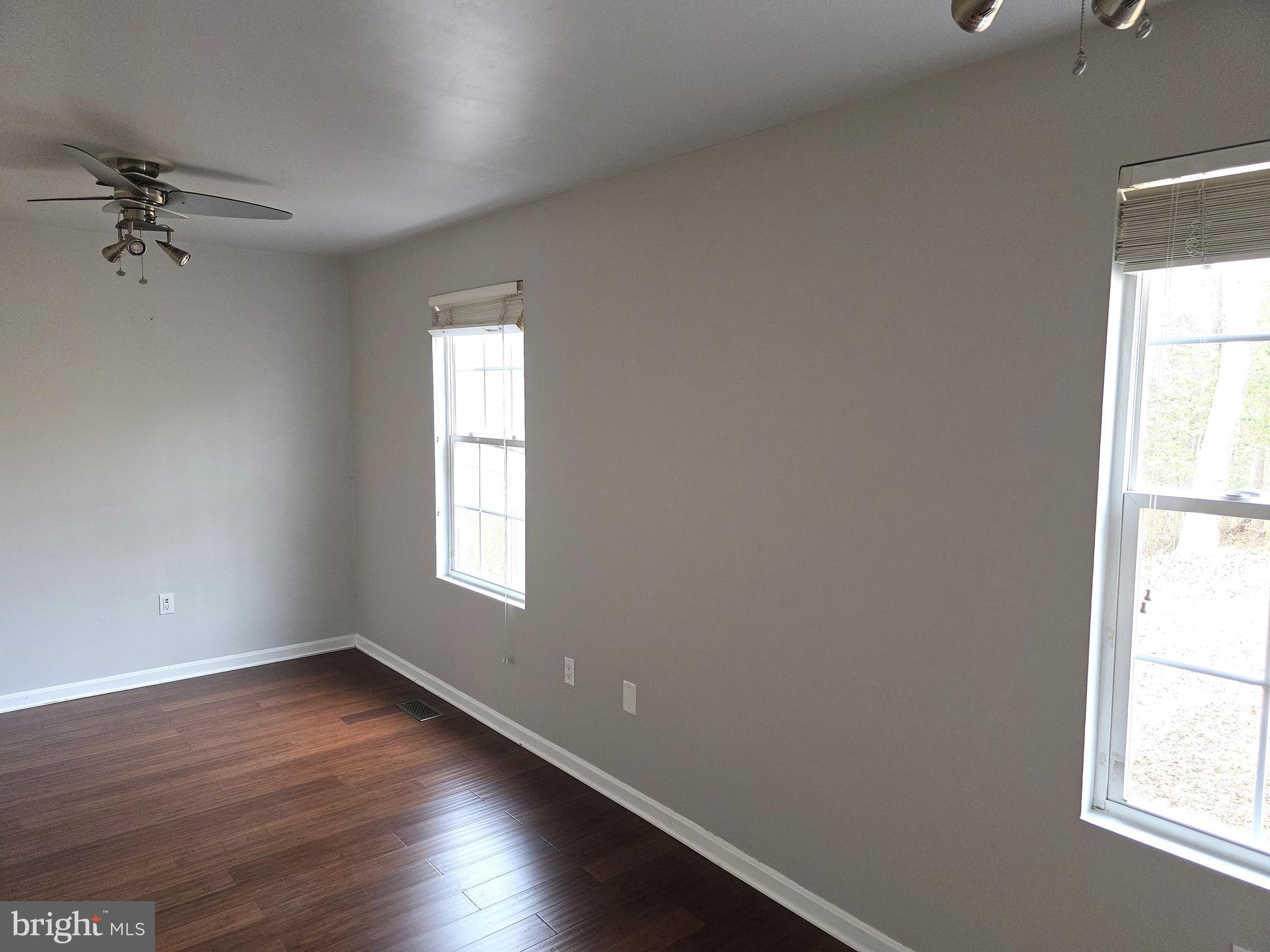 HILLS CORNER ESTATES - Residential