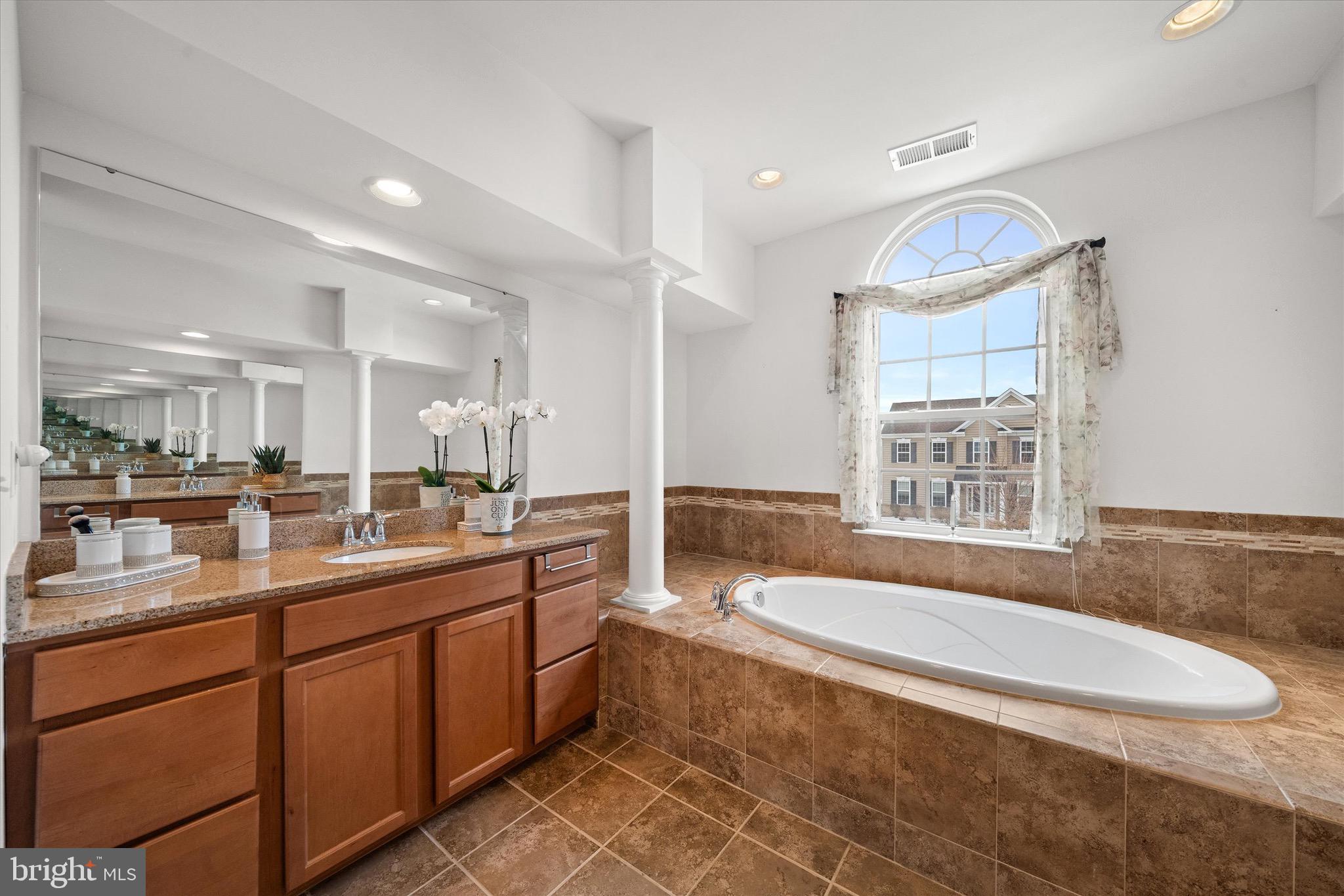 ESTATES AT ST ANNE - Residential