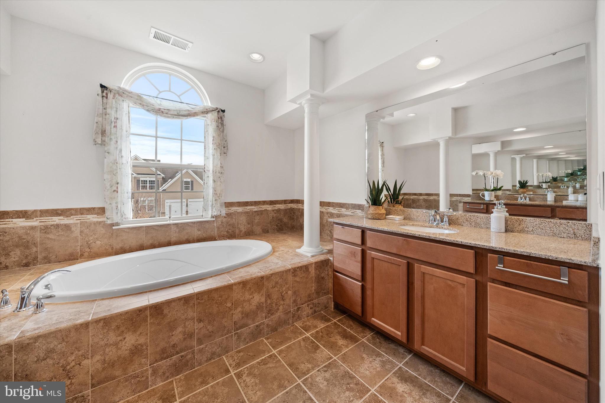 ESTATES AT ST ANNE - Residential