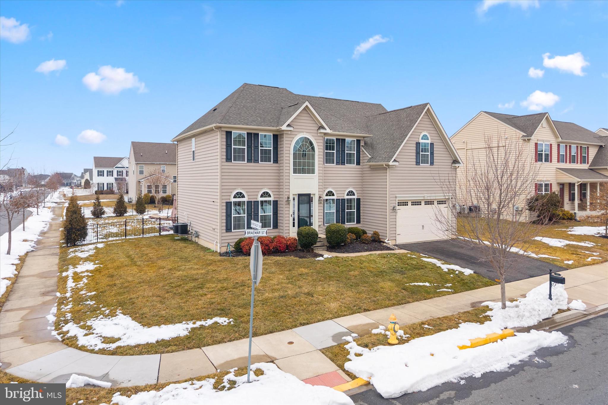 ESTATES AT ST ANNE - Residential