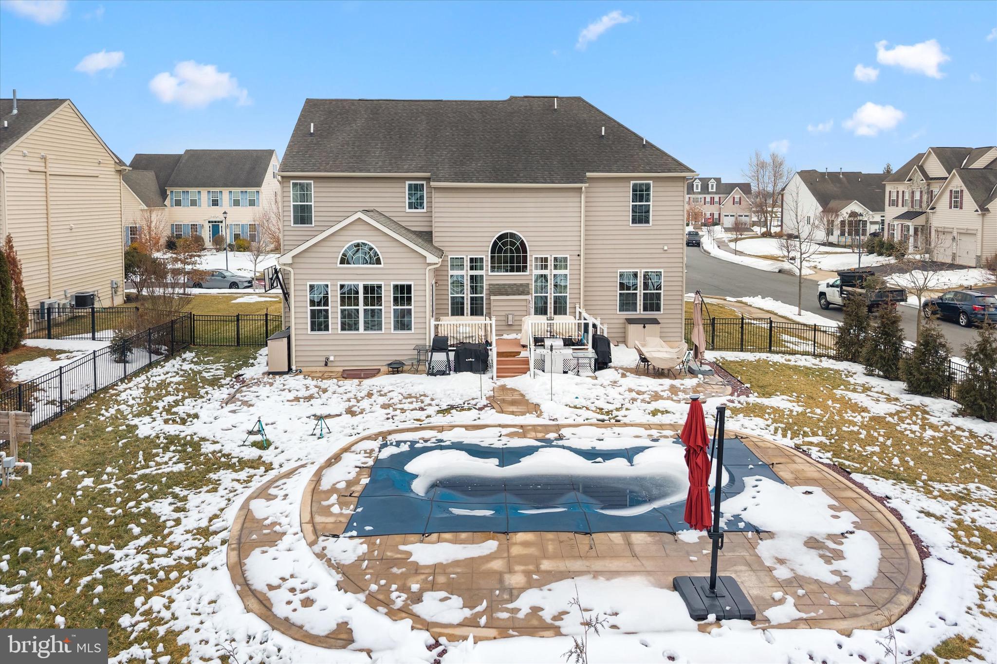 ESTATES AT ST ANNE - Residential