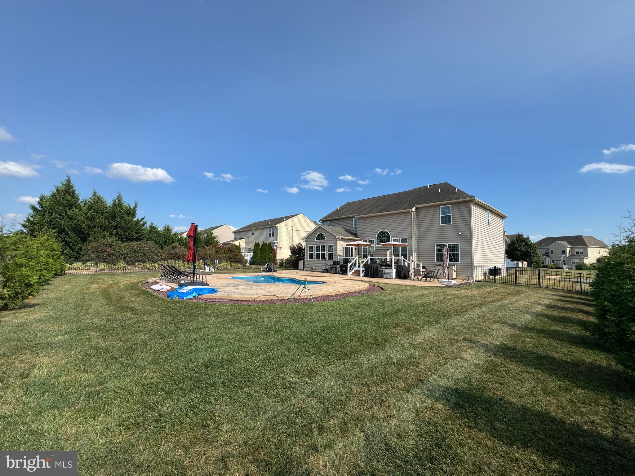 ESTATES AT ST ANNE - Residential