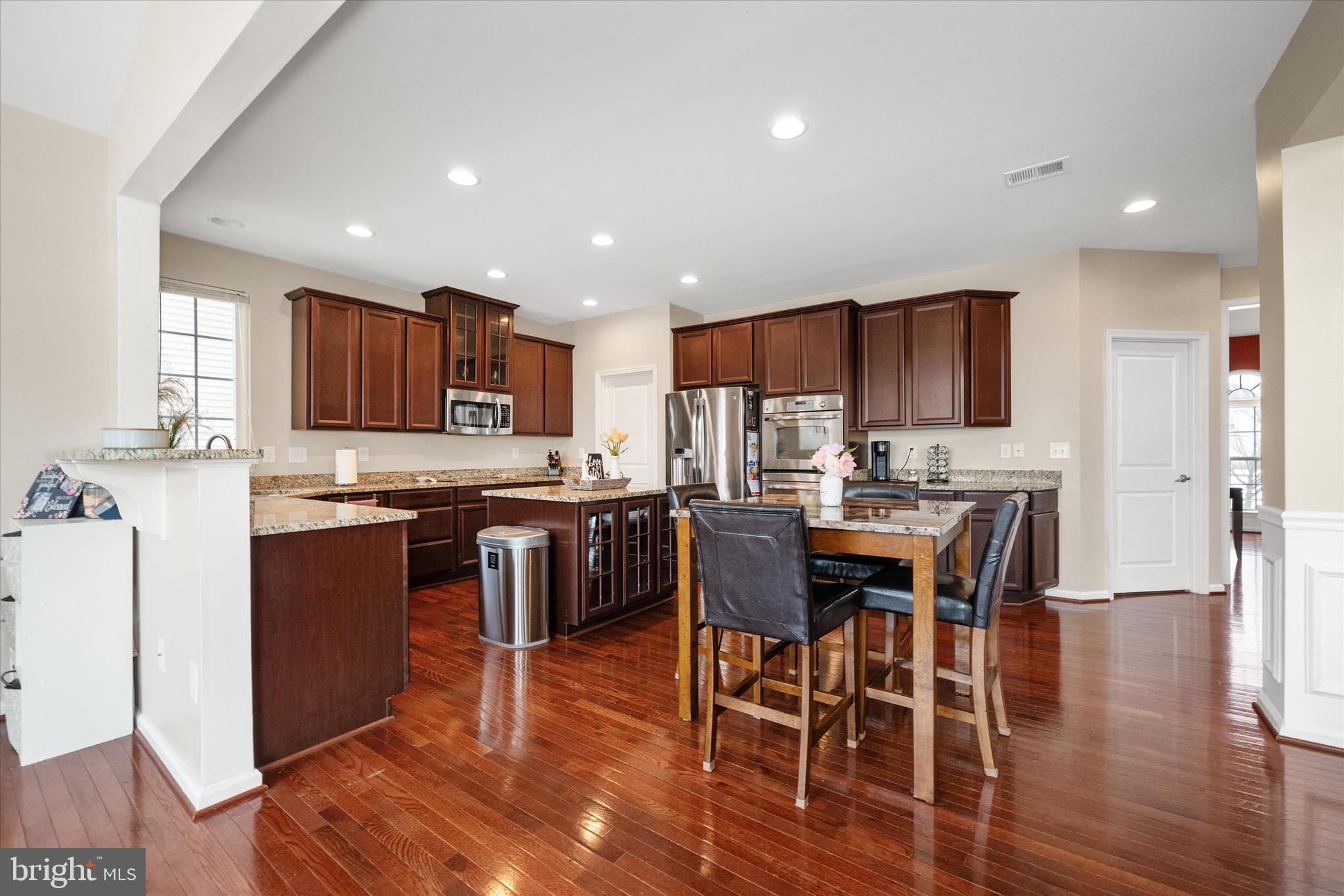 ESTATES AT ST ANNE - Residential