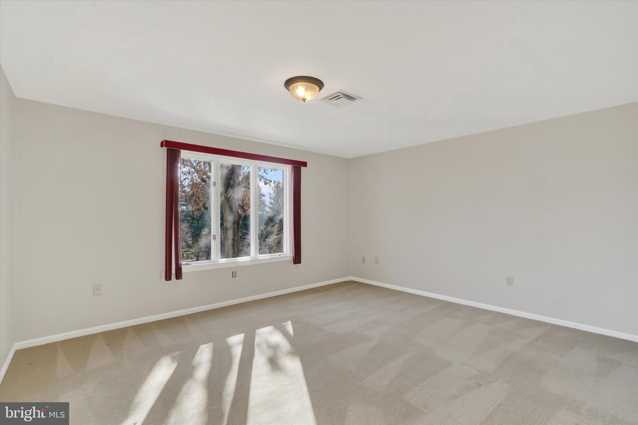 SOUTH HANOVER - Residential