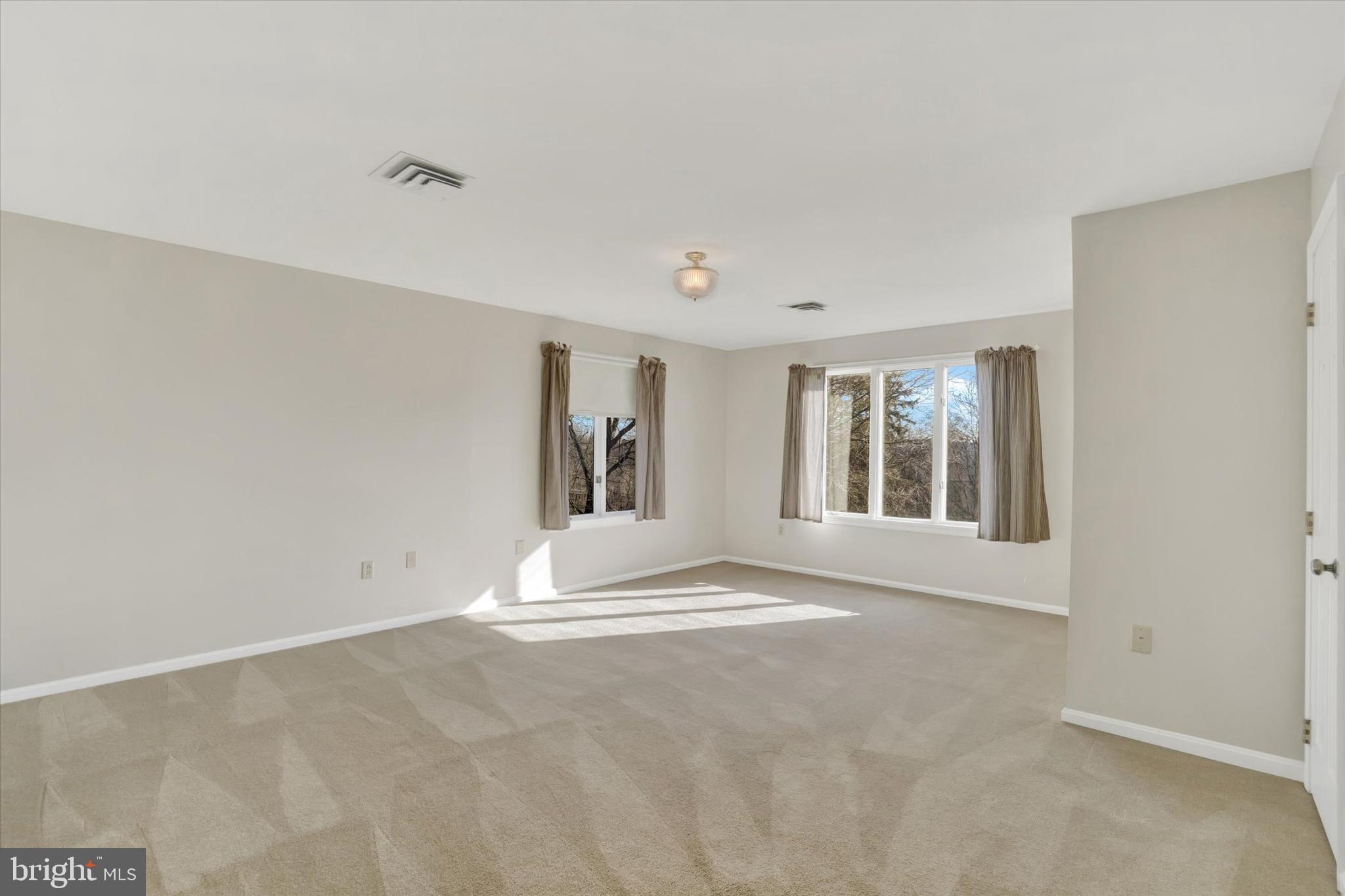 SOUTH HANOVER - Residential