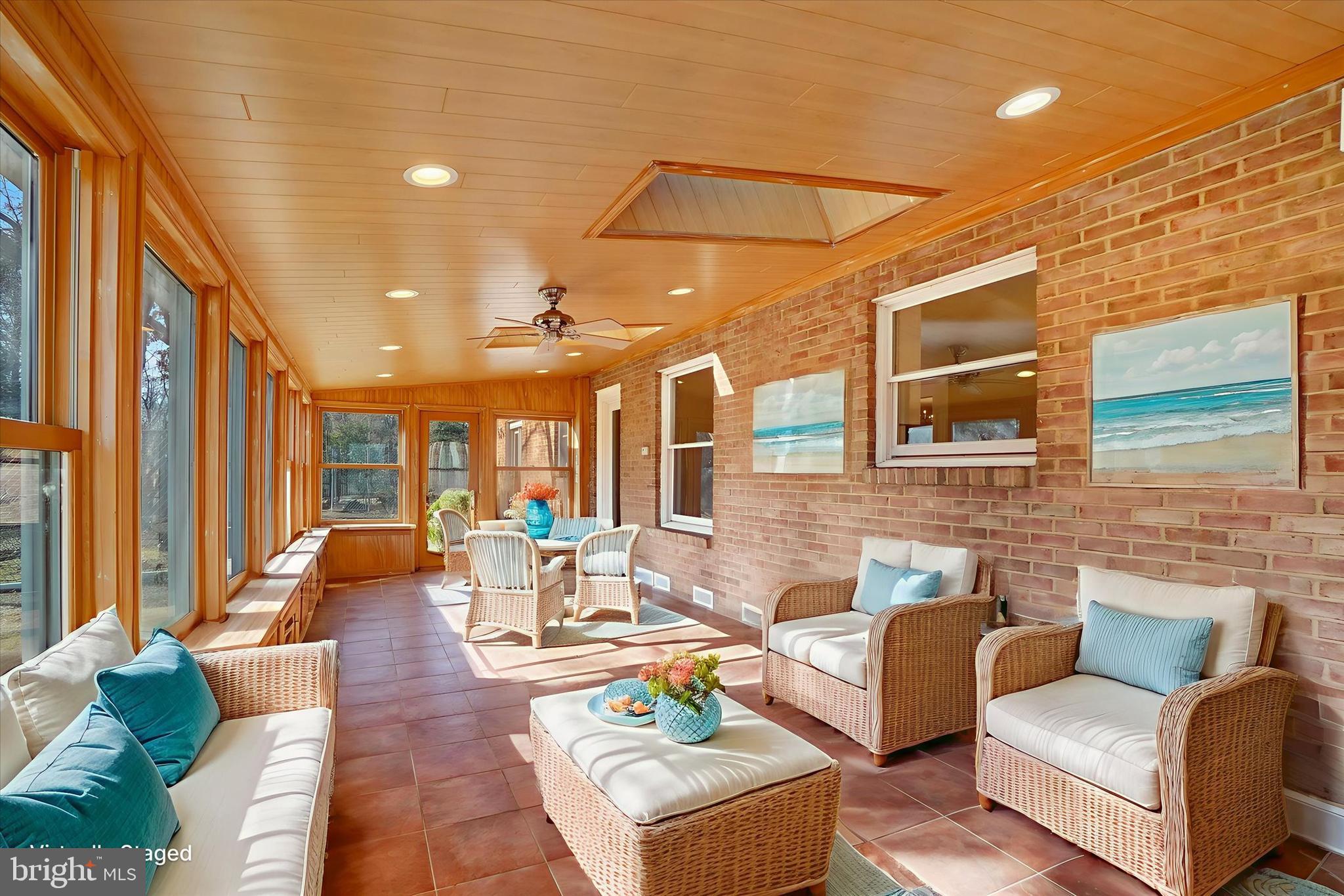 SOUTH HANOVER - Residential