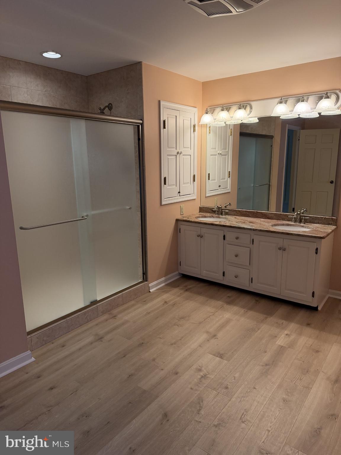 SOUTH HANOVER - Residential