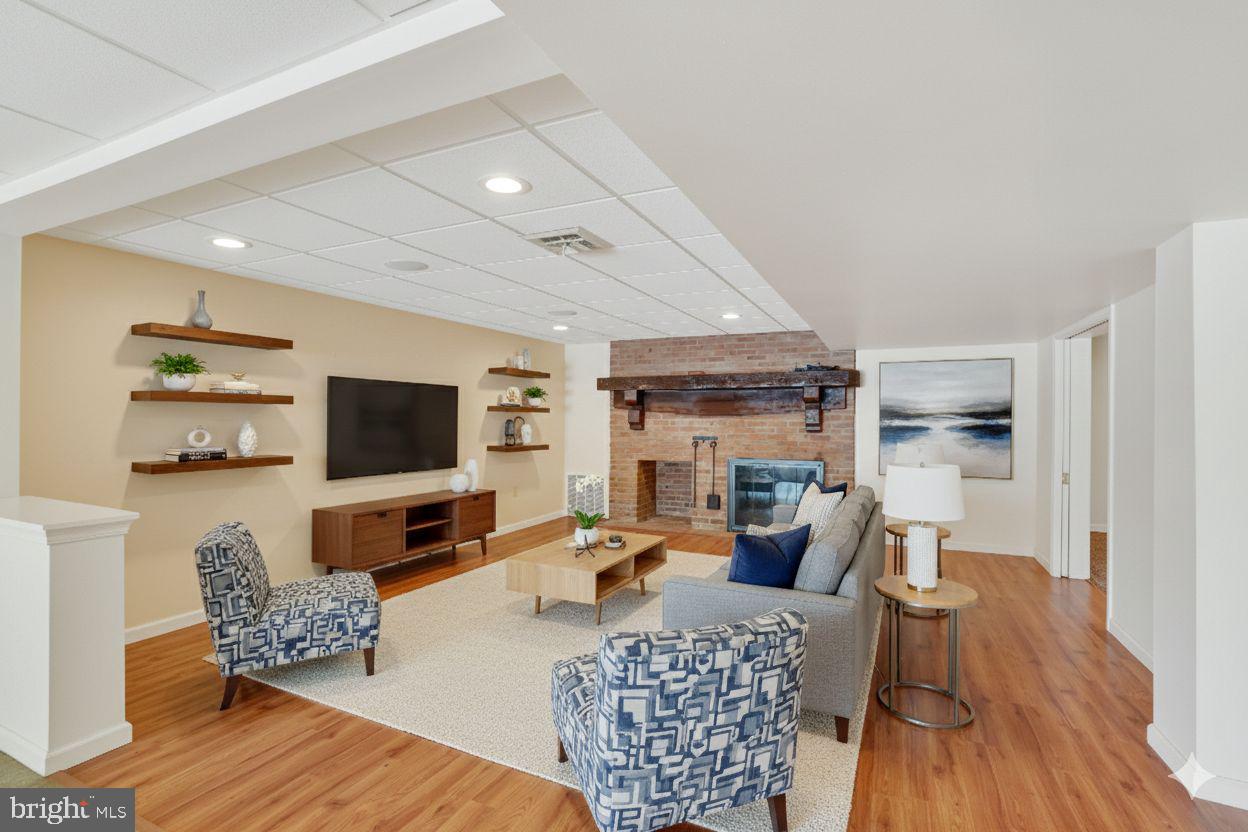 SOUTH HANOVER - Residential