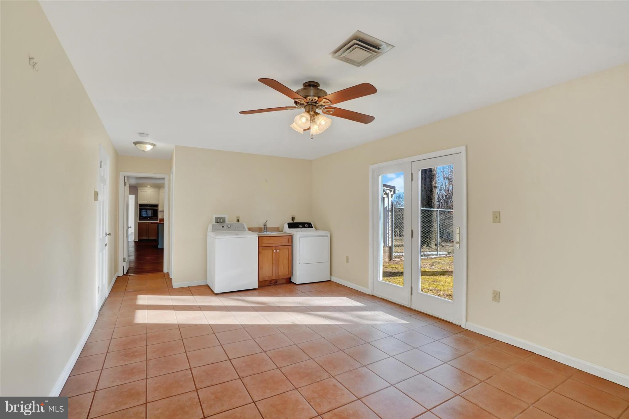 SOUTH HANOVER - Residential