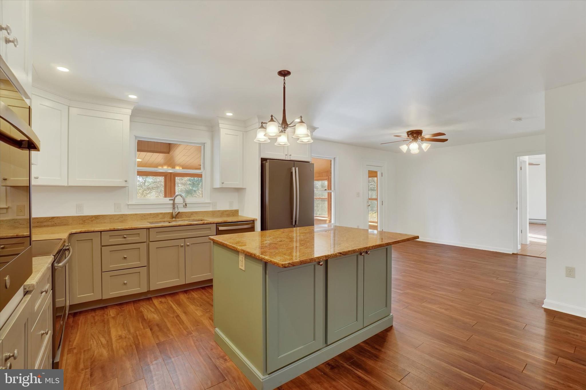 SOUTH HANOVER - Residential