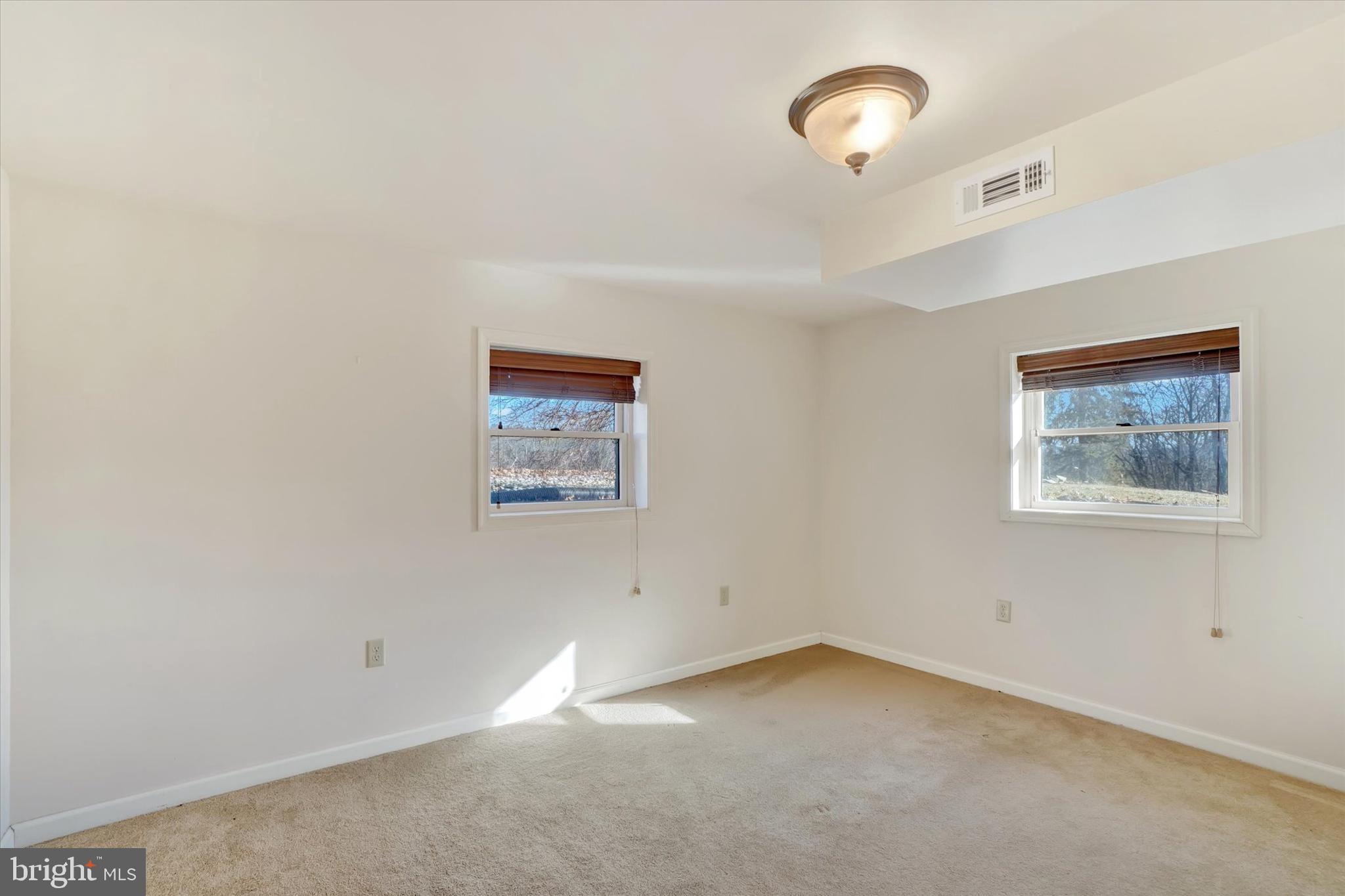 SOUTH HANOVER - Residential