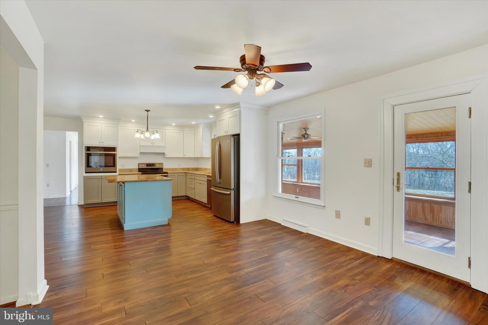 SOUTH HANOVER - Residential