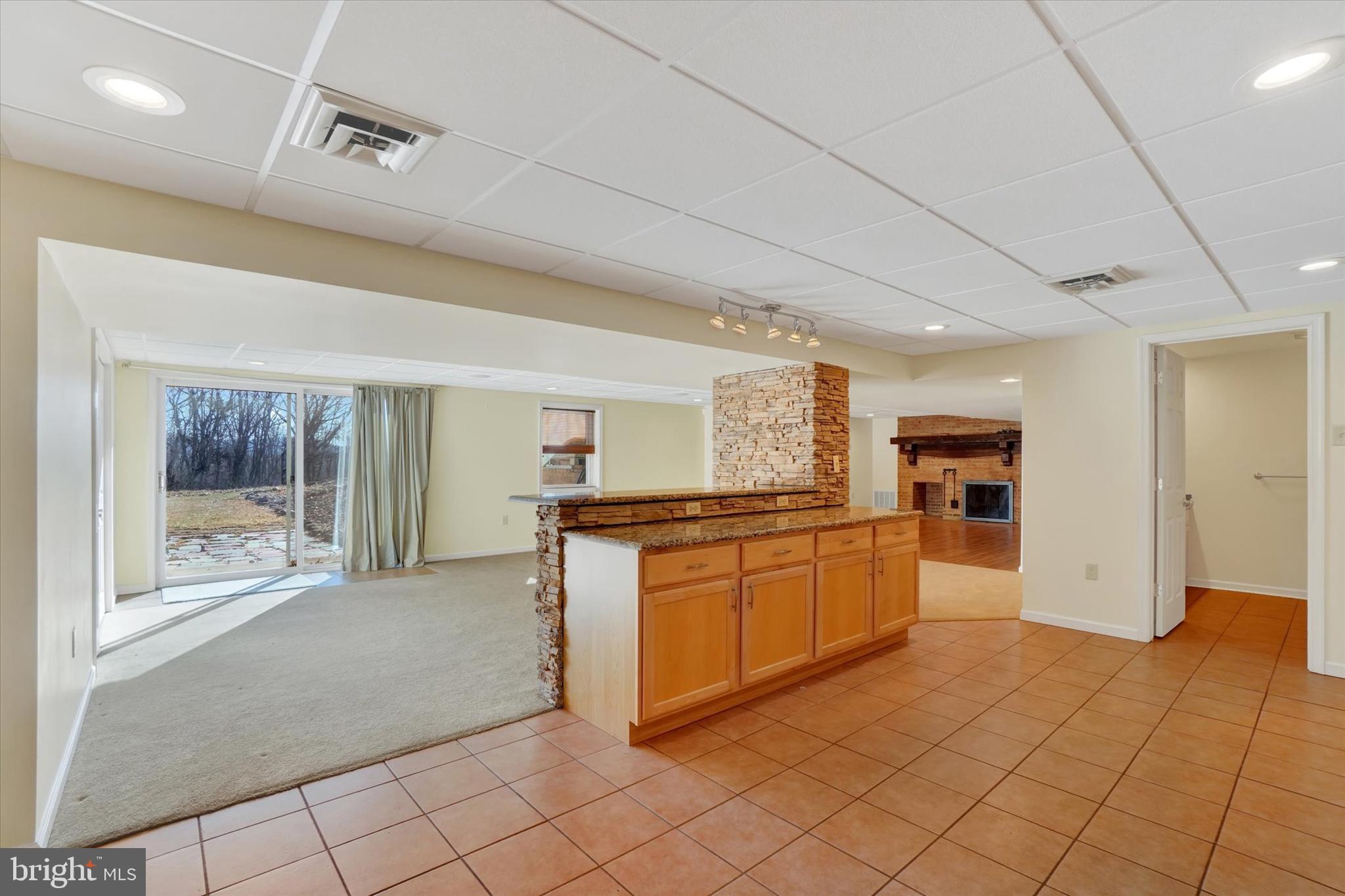 SOUTH HANOVER - Residential