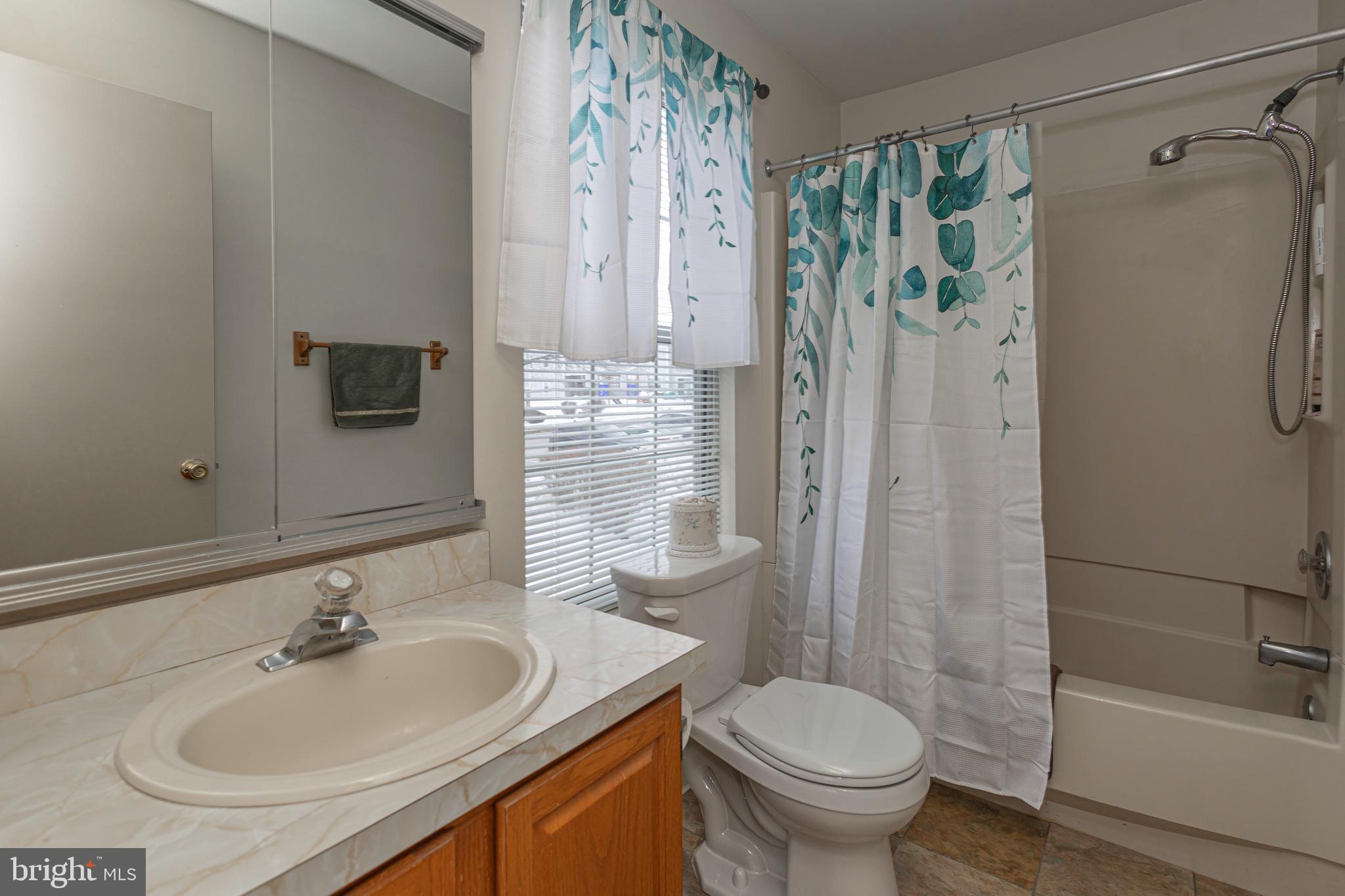 MEWS AT WYCKFORD C - Residential