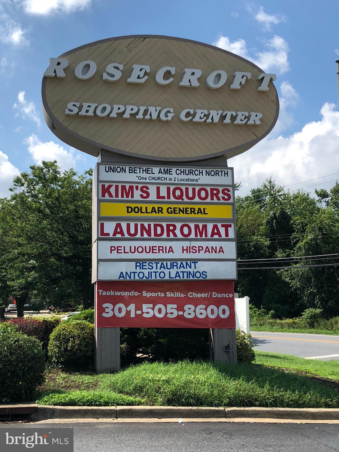 HUNTLEY SQUARE - Residential Lease