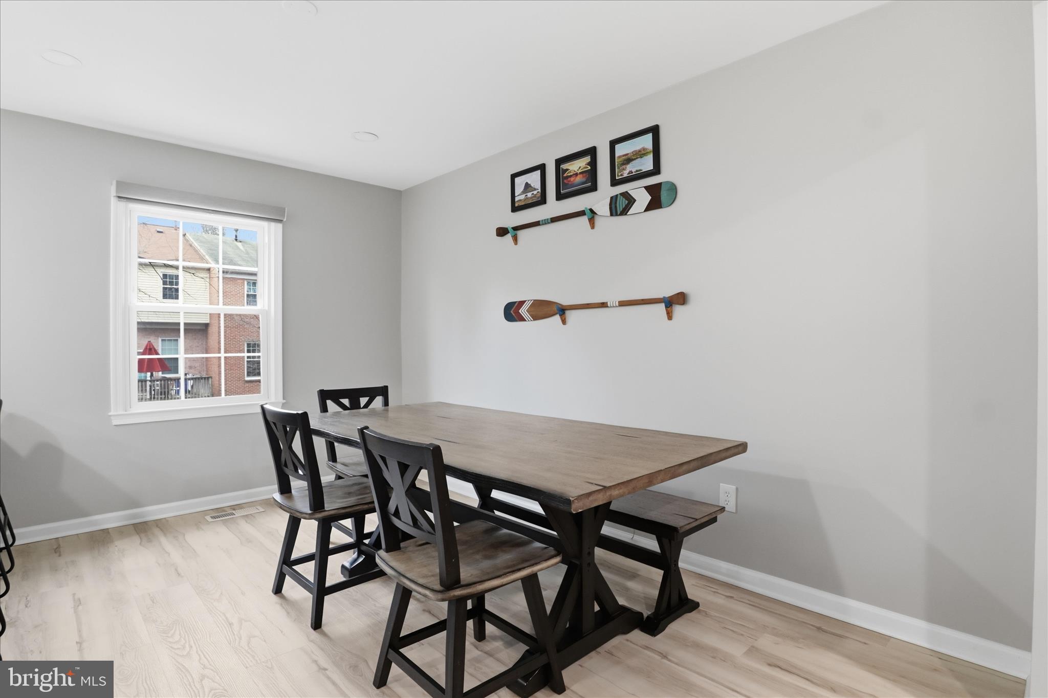 LAKE BRADDOCK - Residential